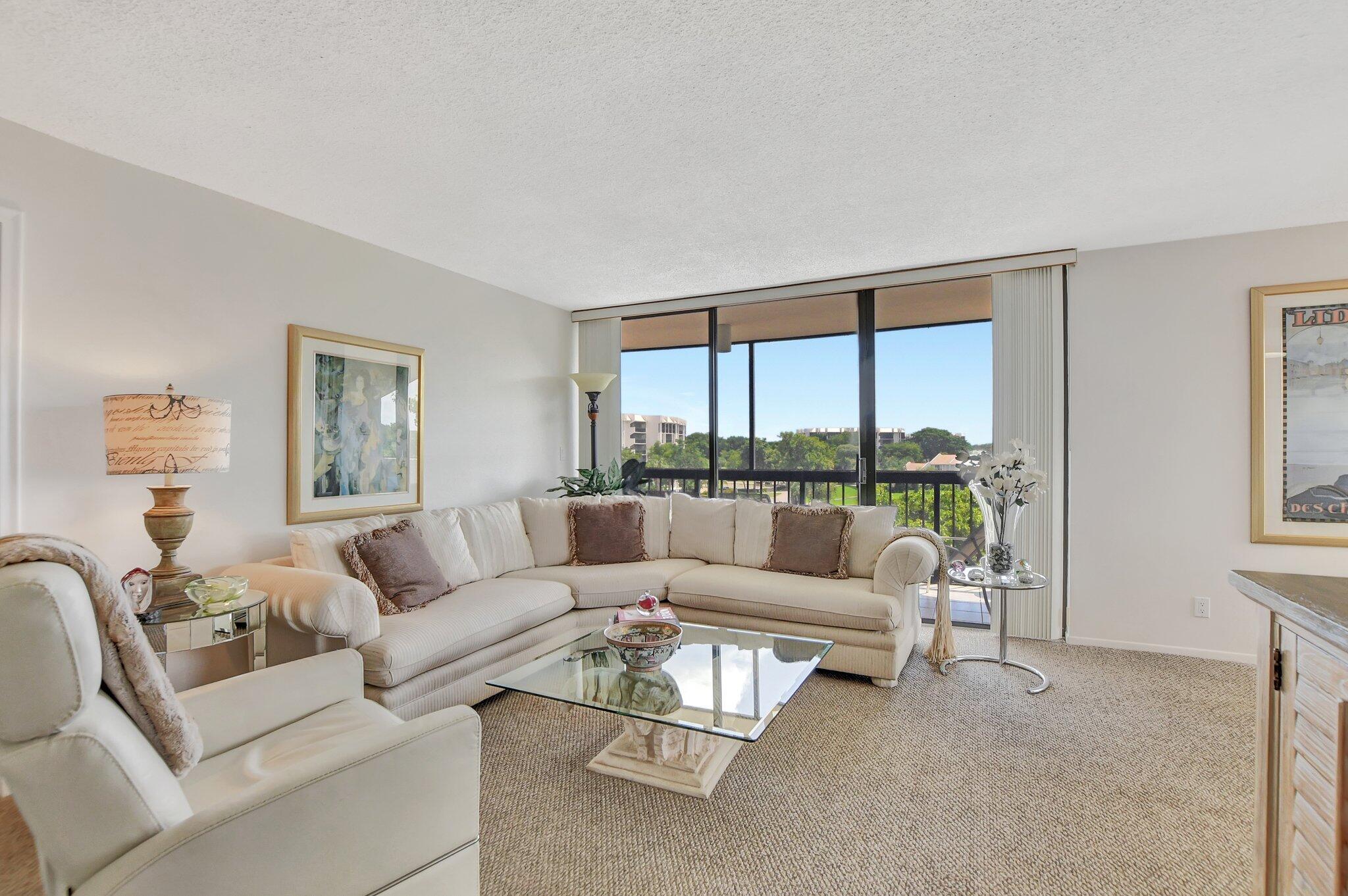 1552 Bridgewood Drive 1552