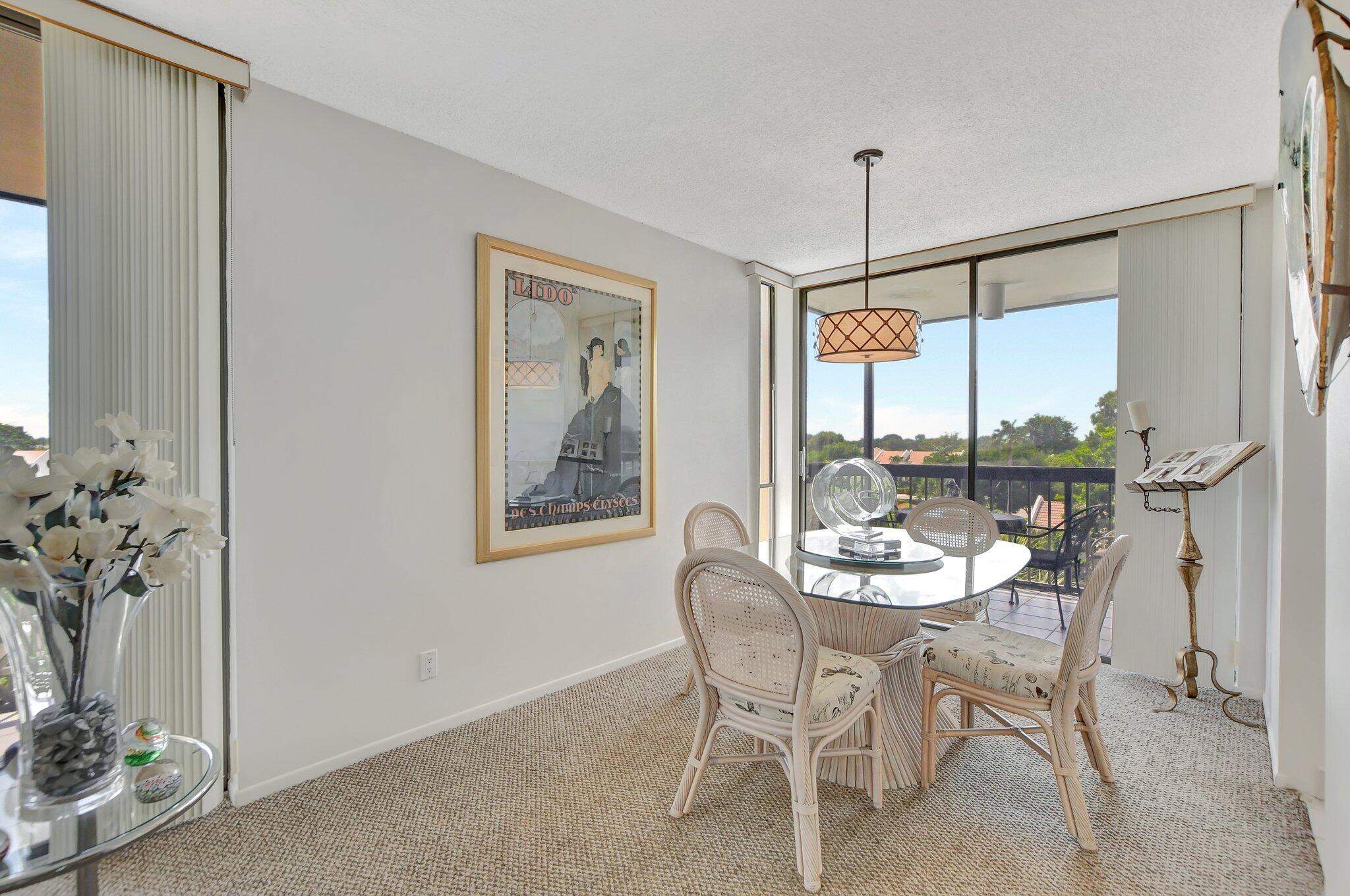1552 Bridgewood Drive 1552