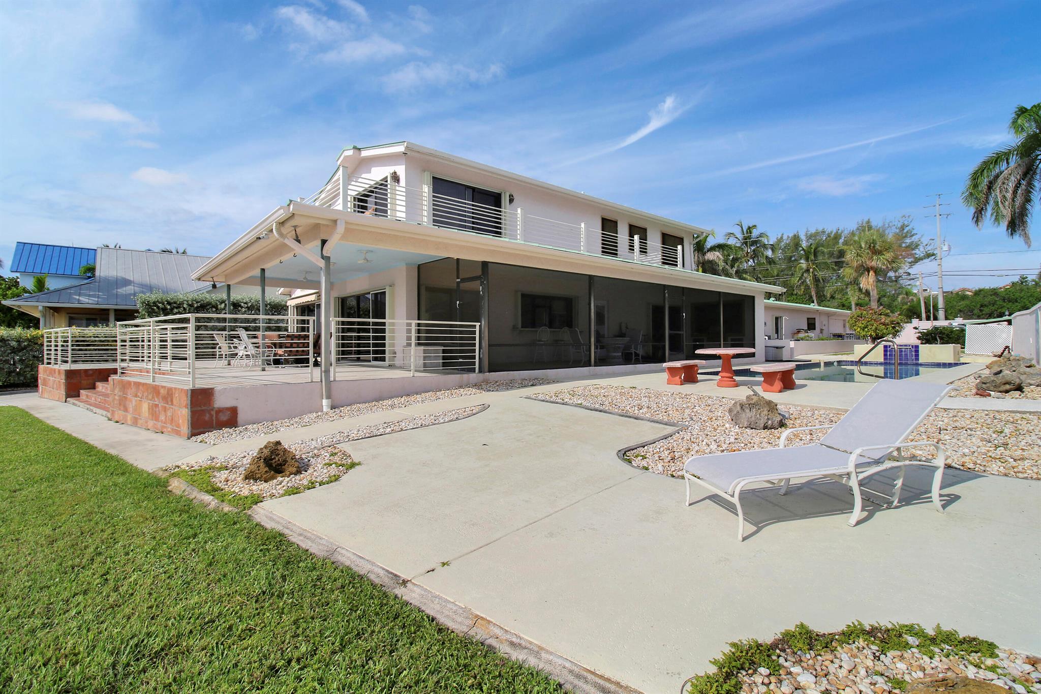 18311 SE Federal Highway