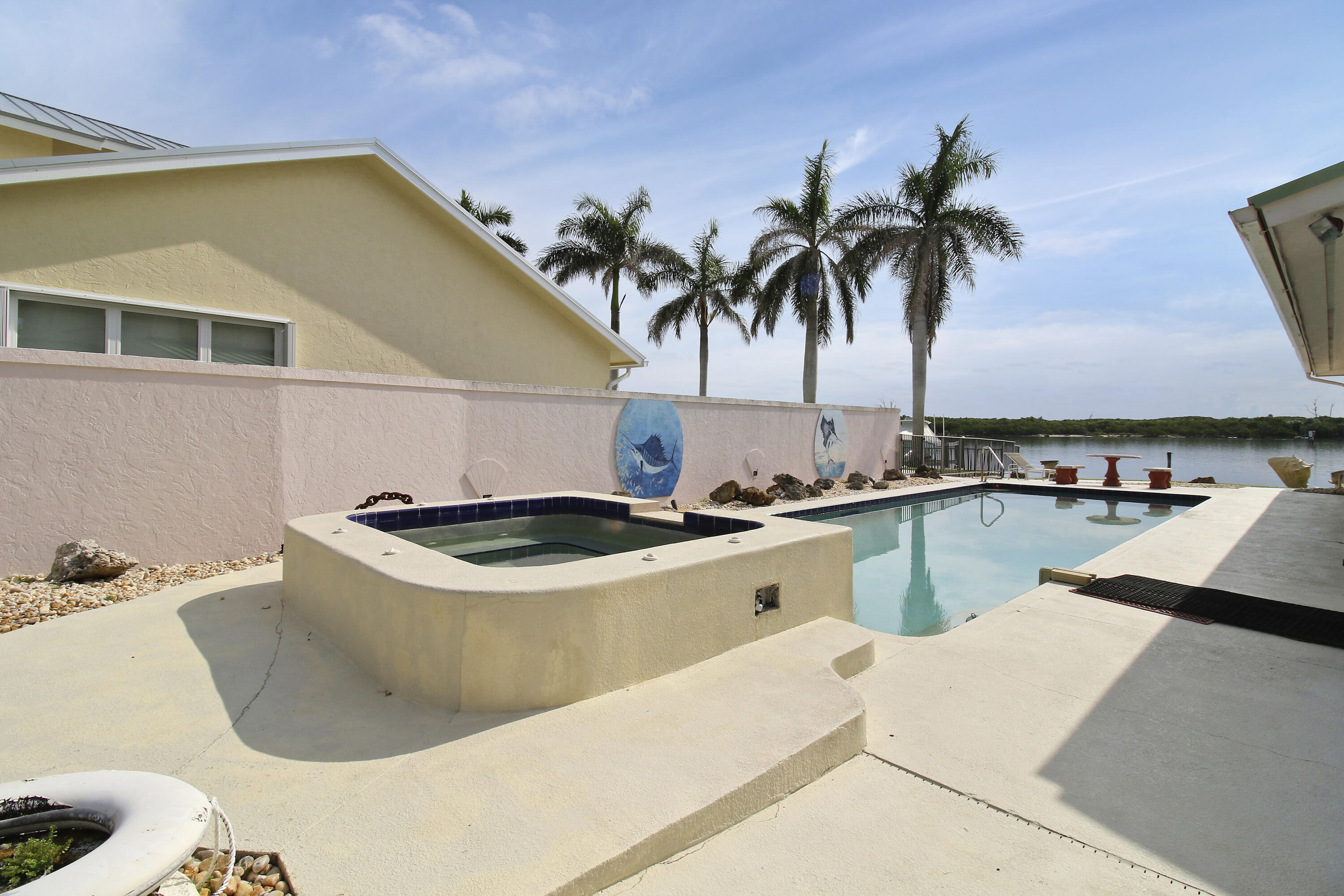 18311 SE Federal Highway