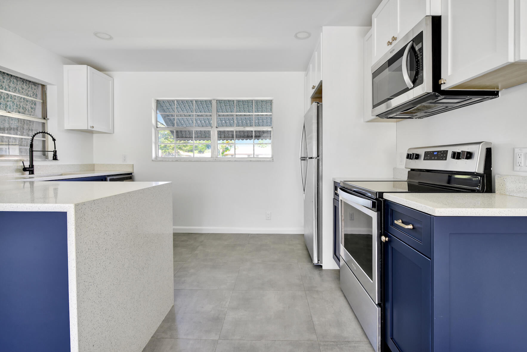 141 Mockingbird Lane