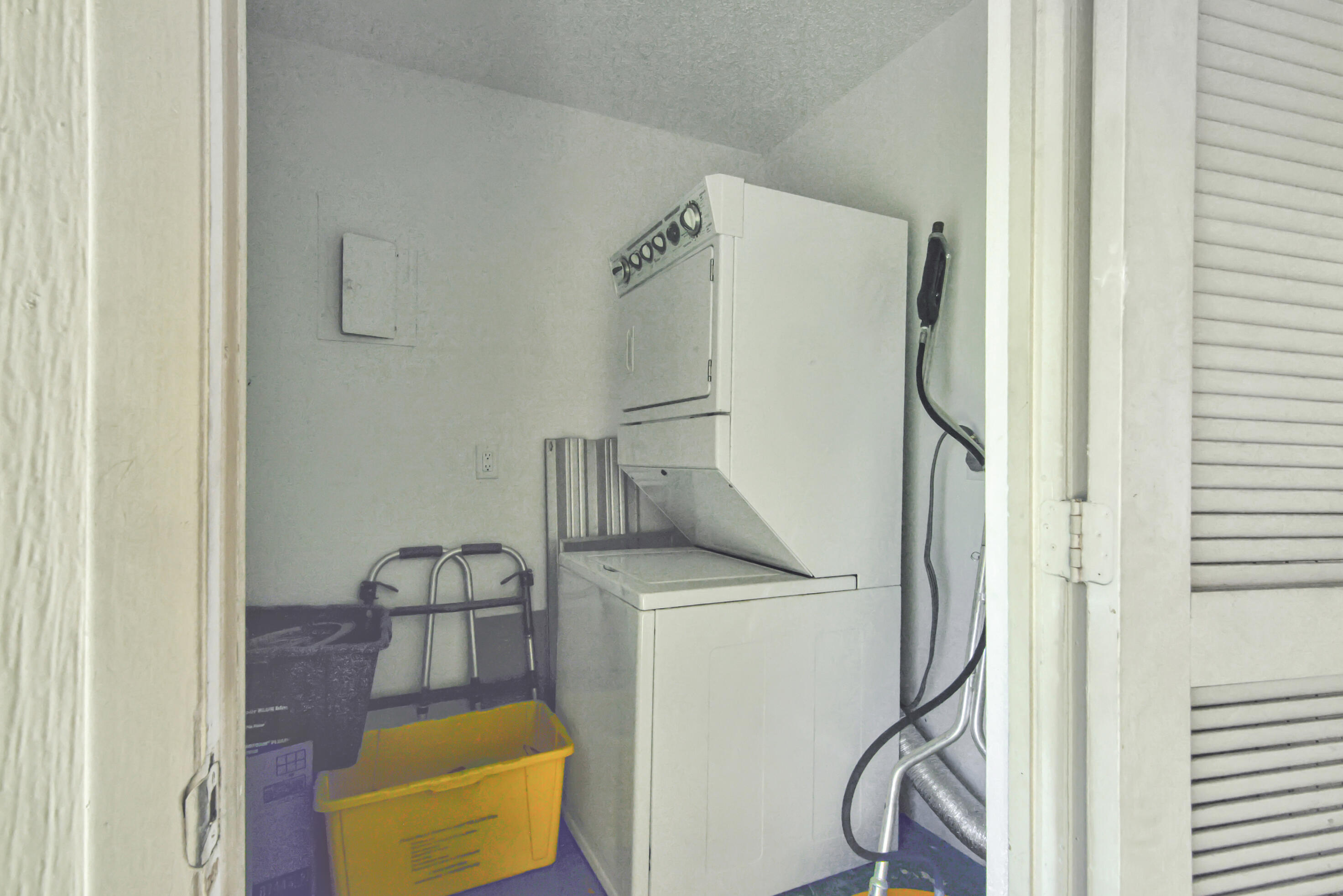 141 Mockingbird Lane