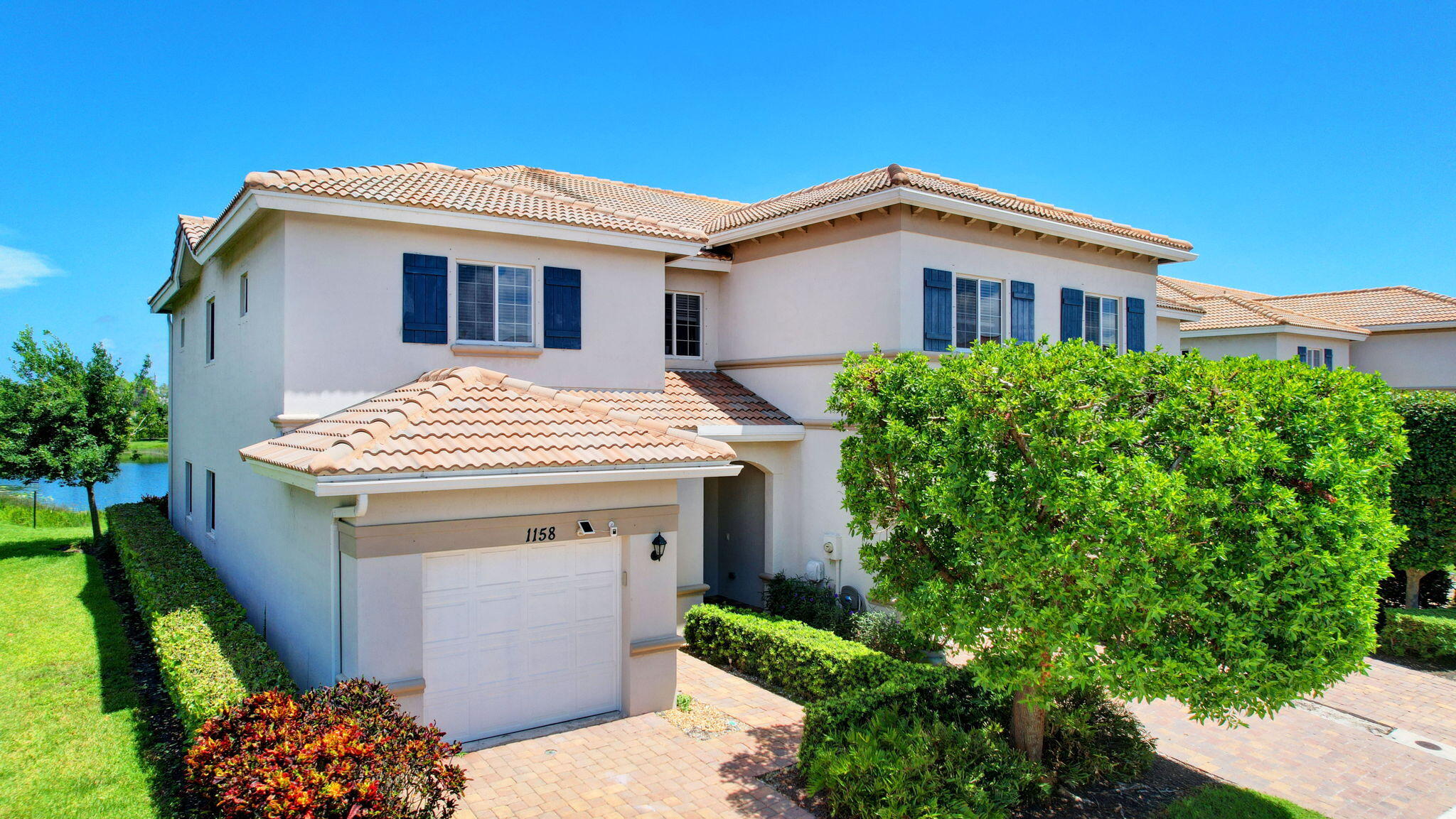 1158 Sepia Lane