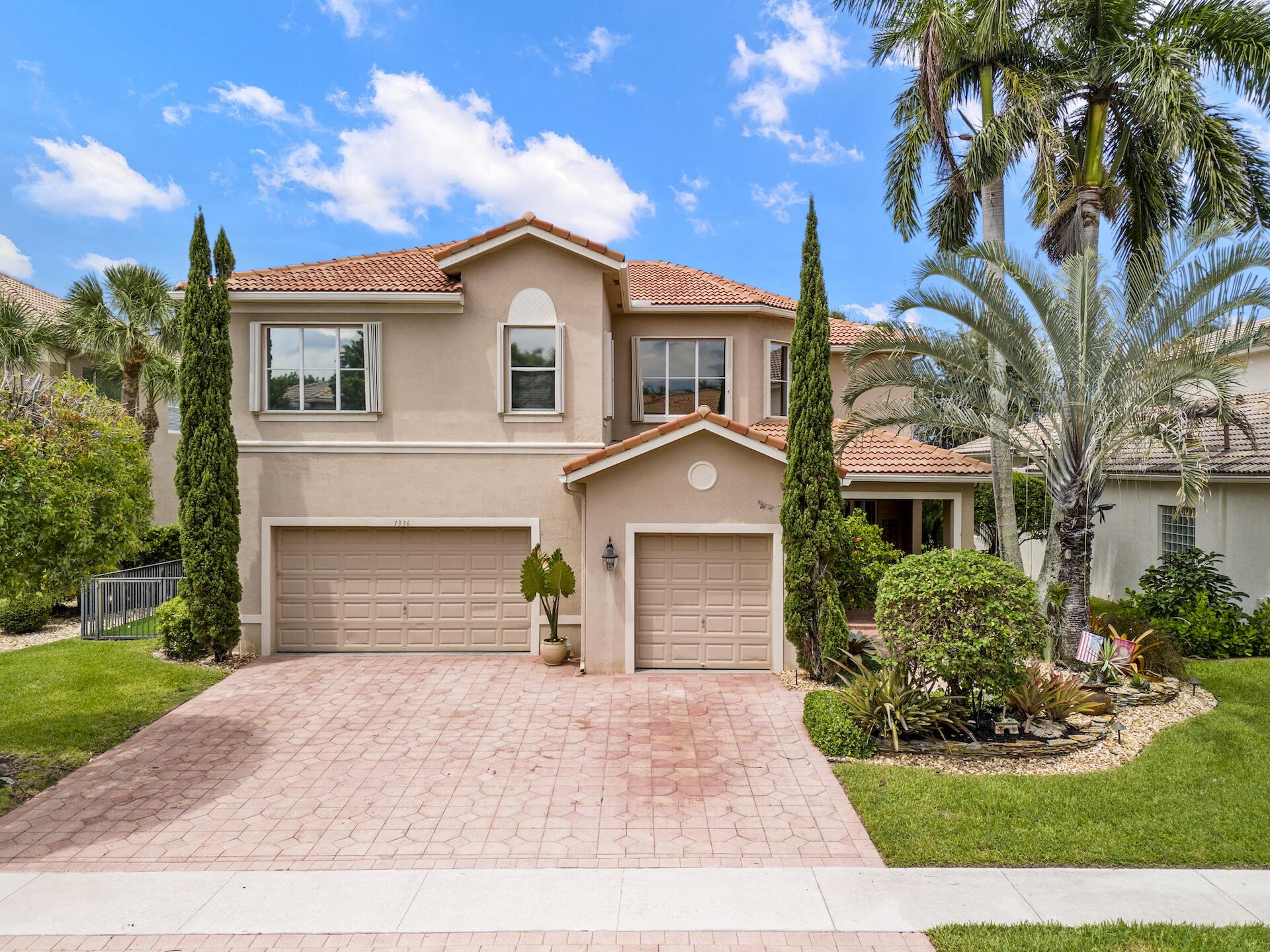 1336 Beacon Circle