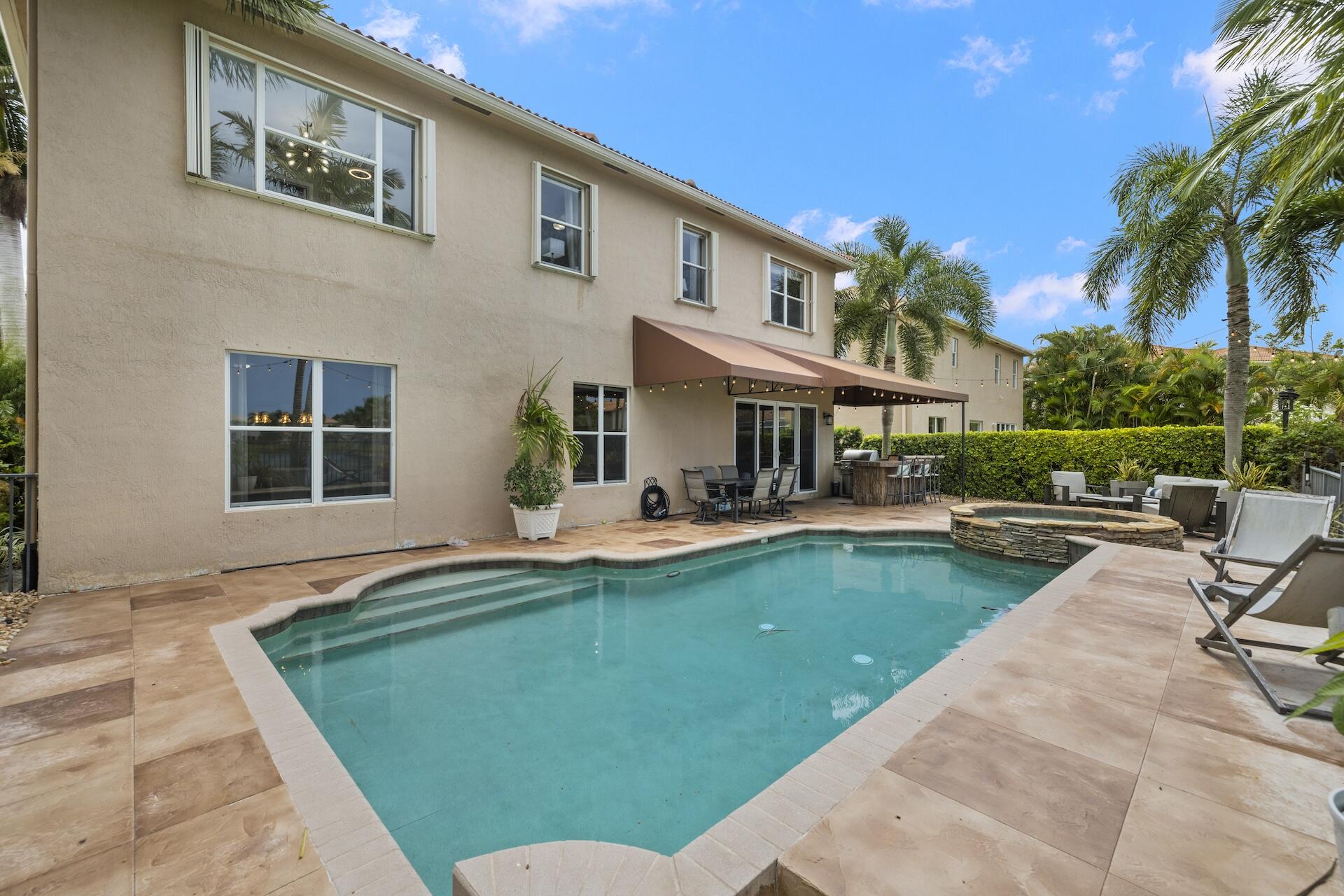 1336 Beacon Circle