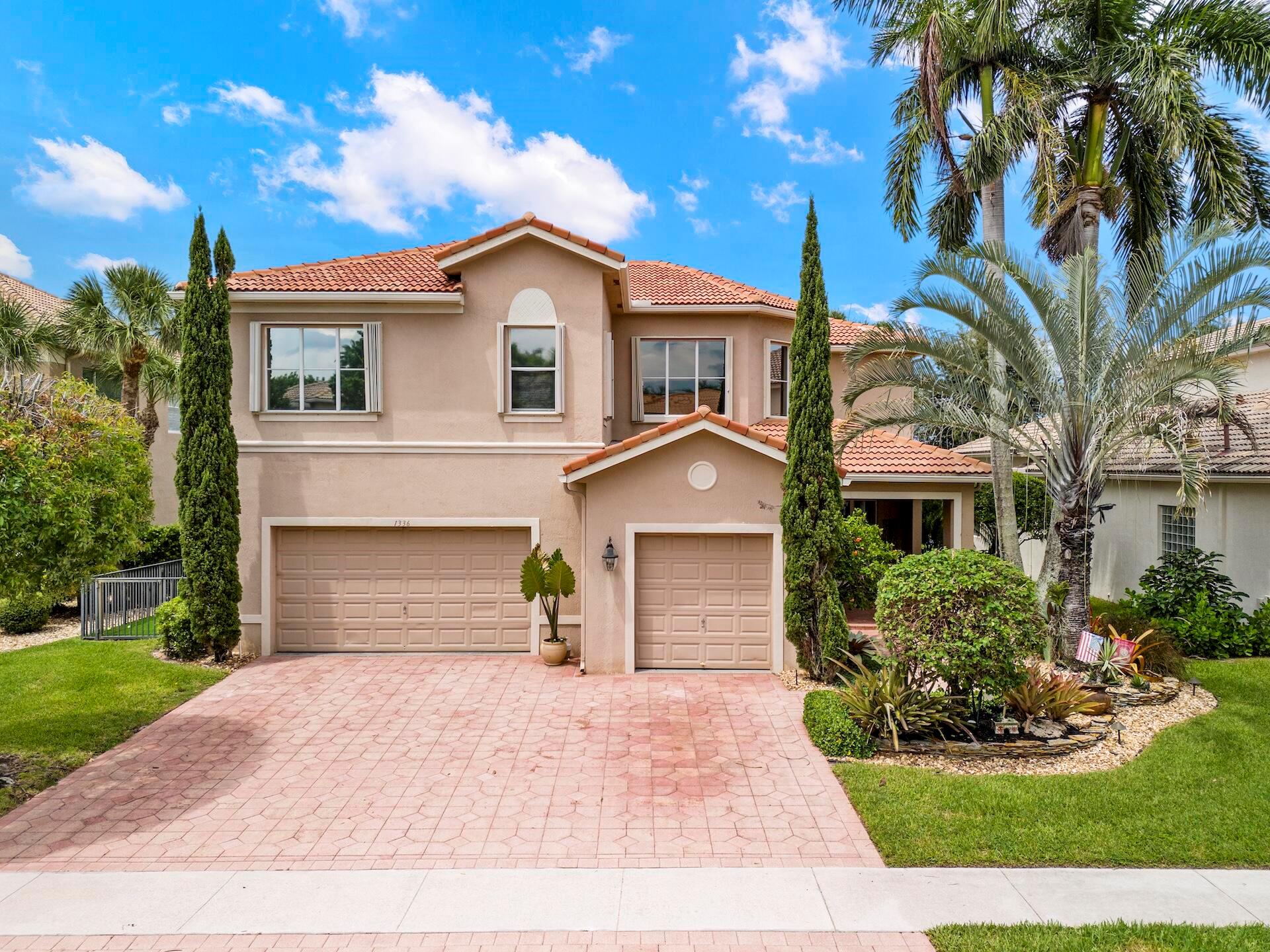 1336 Beacon Circle
