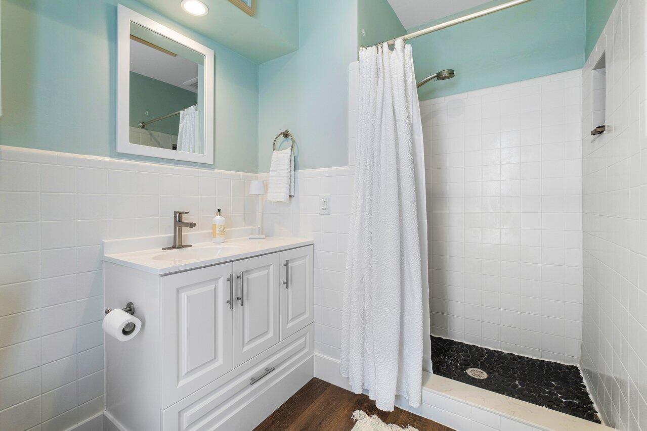 2380 SE 10th Court