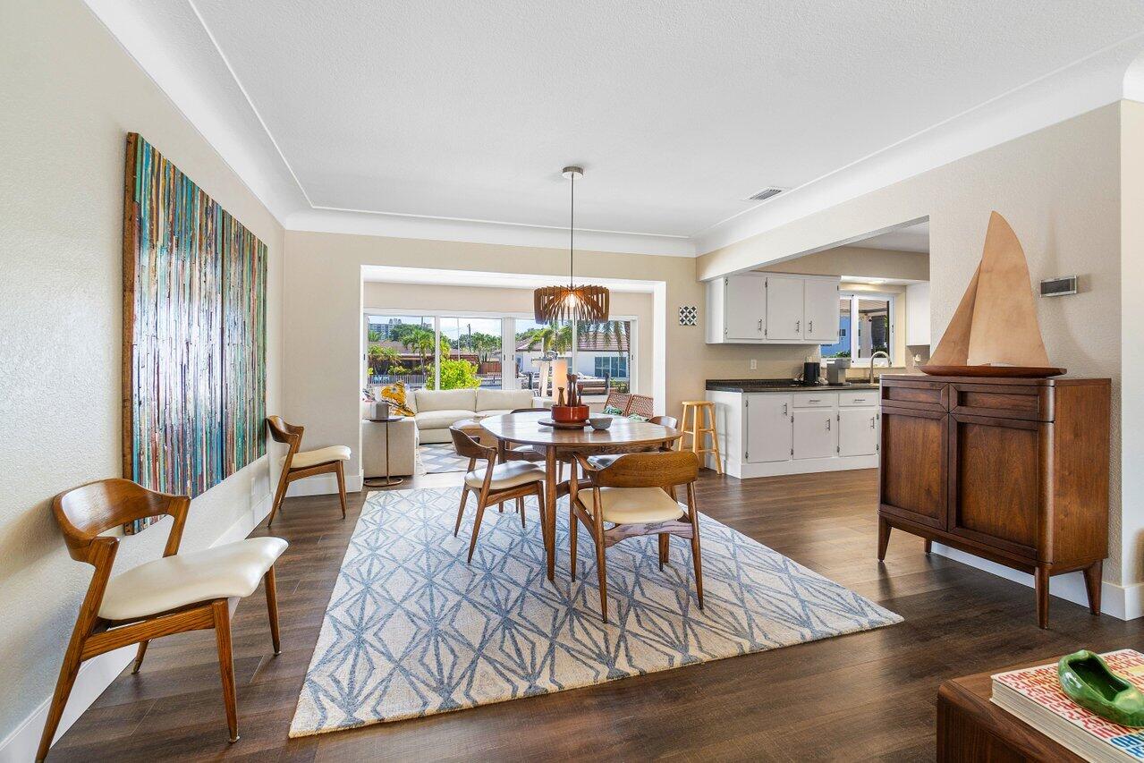 2380 SE 10th Court