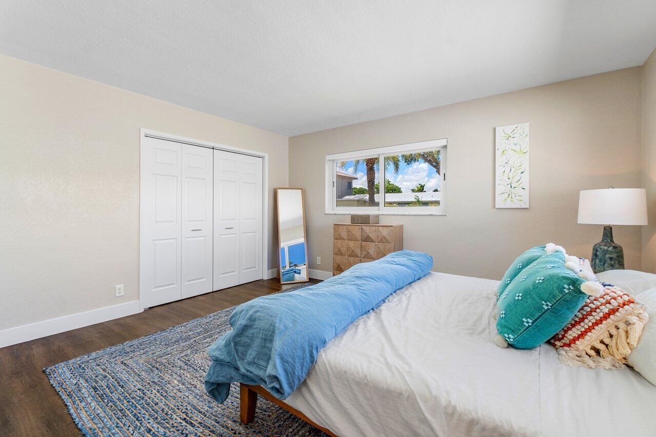 2380 SE 10th Court