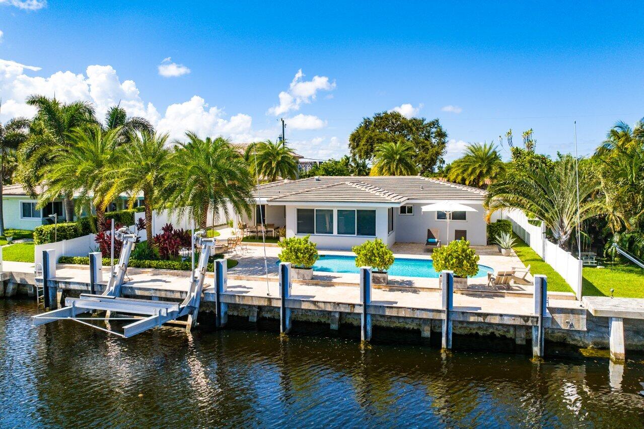 2380 SE 10th Court