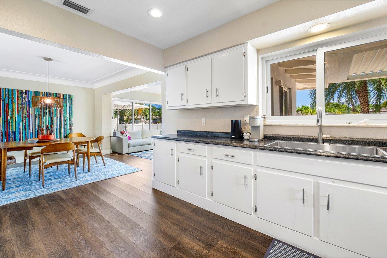 2380 SE 10th Court
