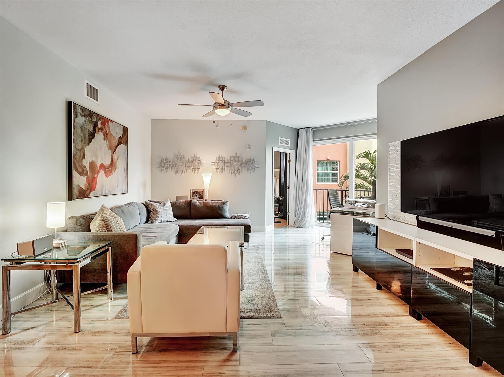 235 NE 1st Street 413