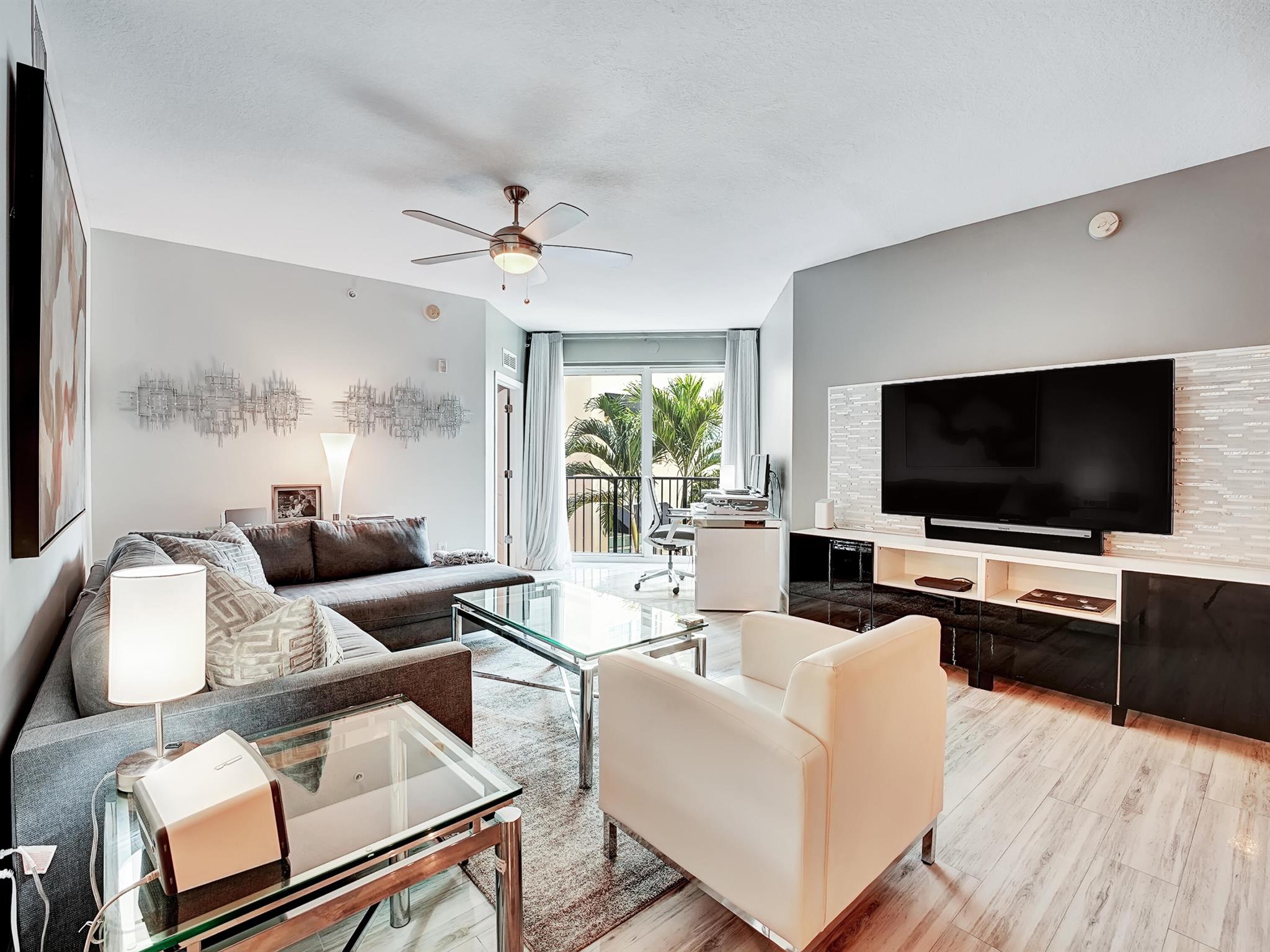 235 NE 1st Street 413