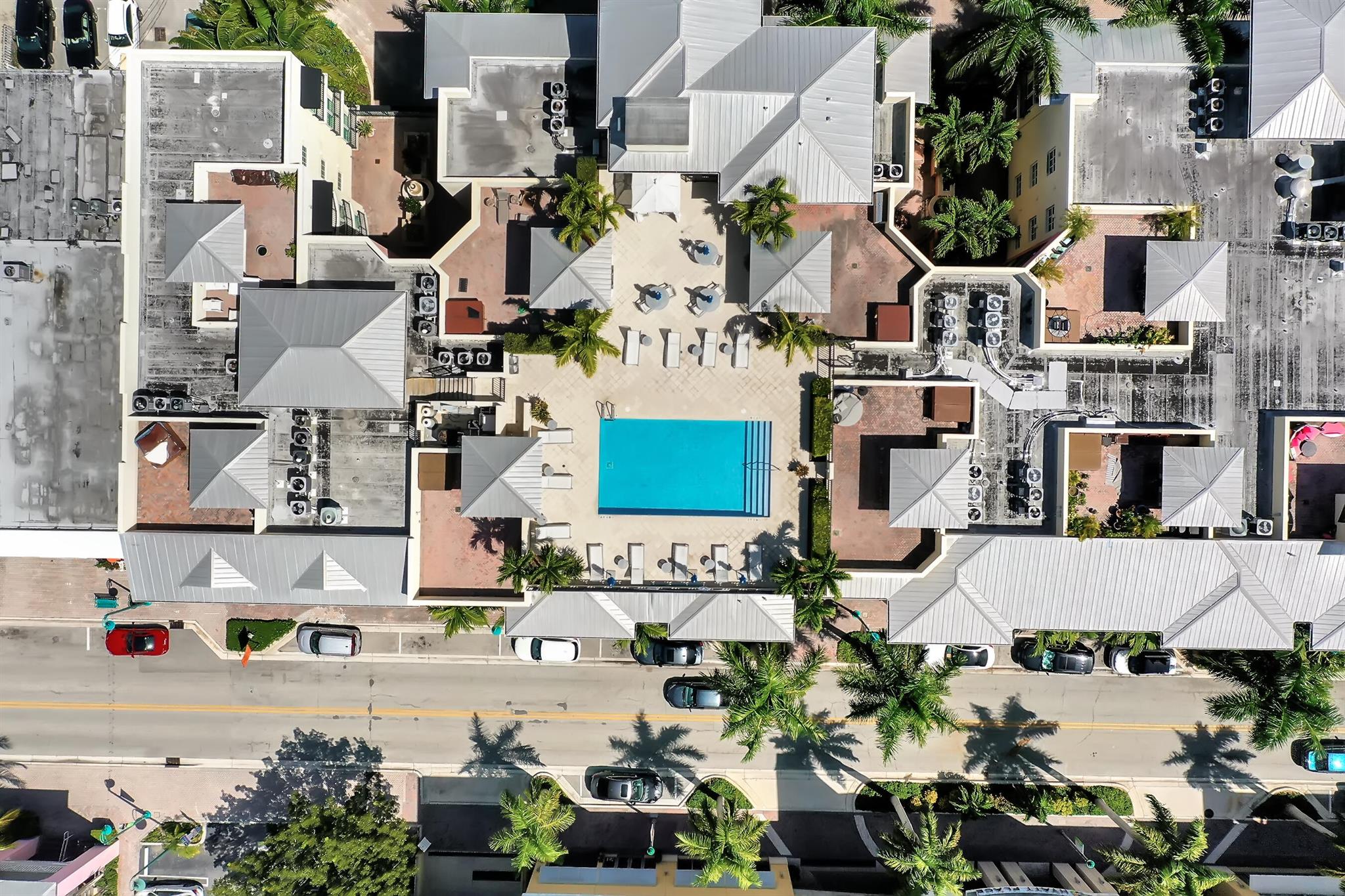 235 NE 1st Street 413