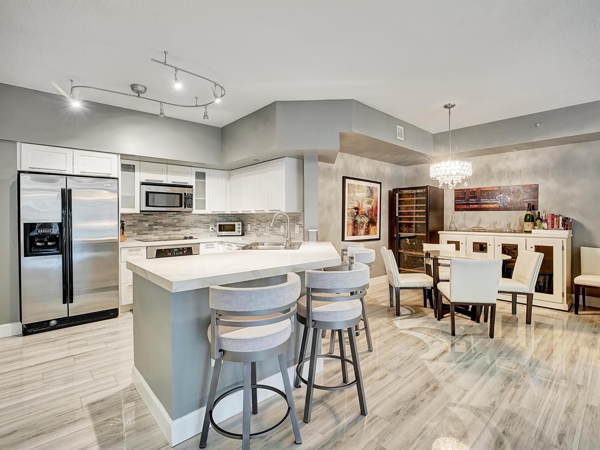 235 NE 1st Street 413