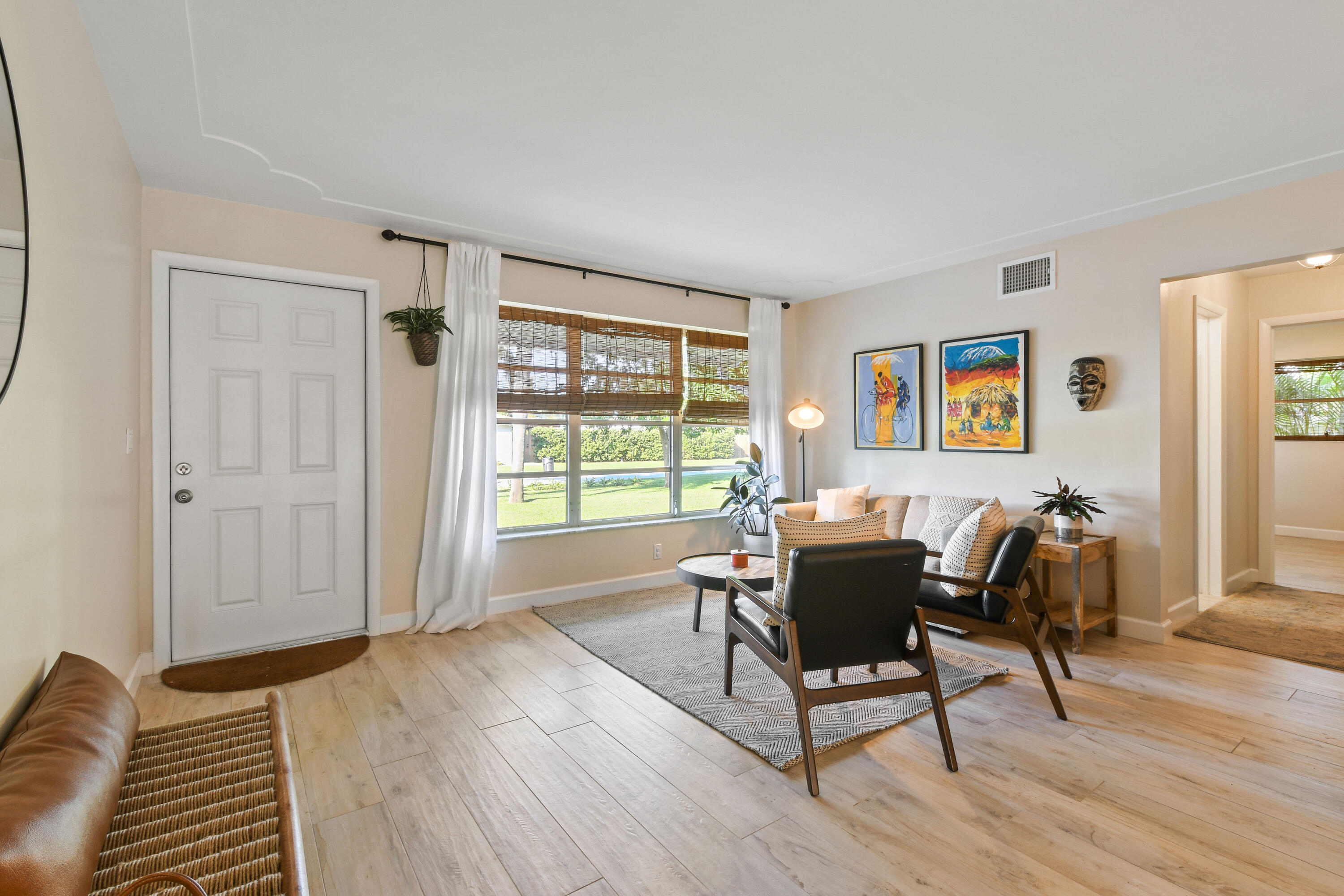 108 W Norfolk Road