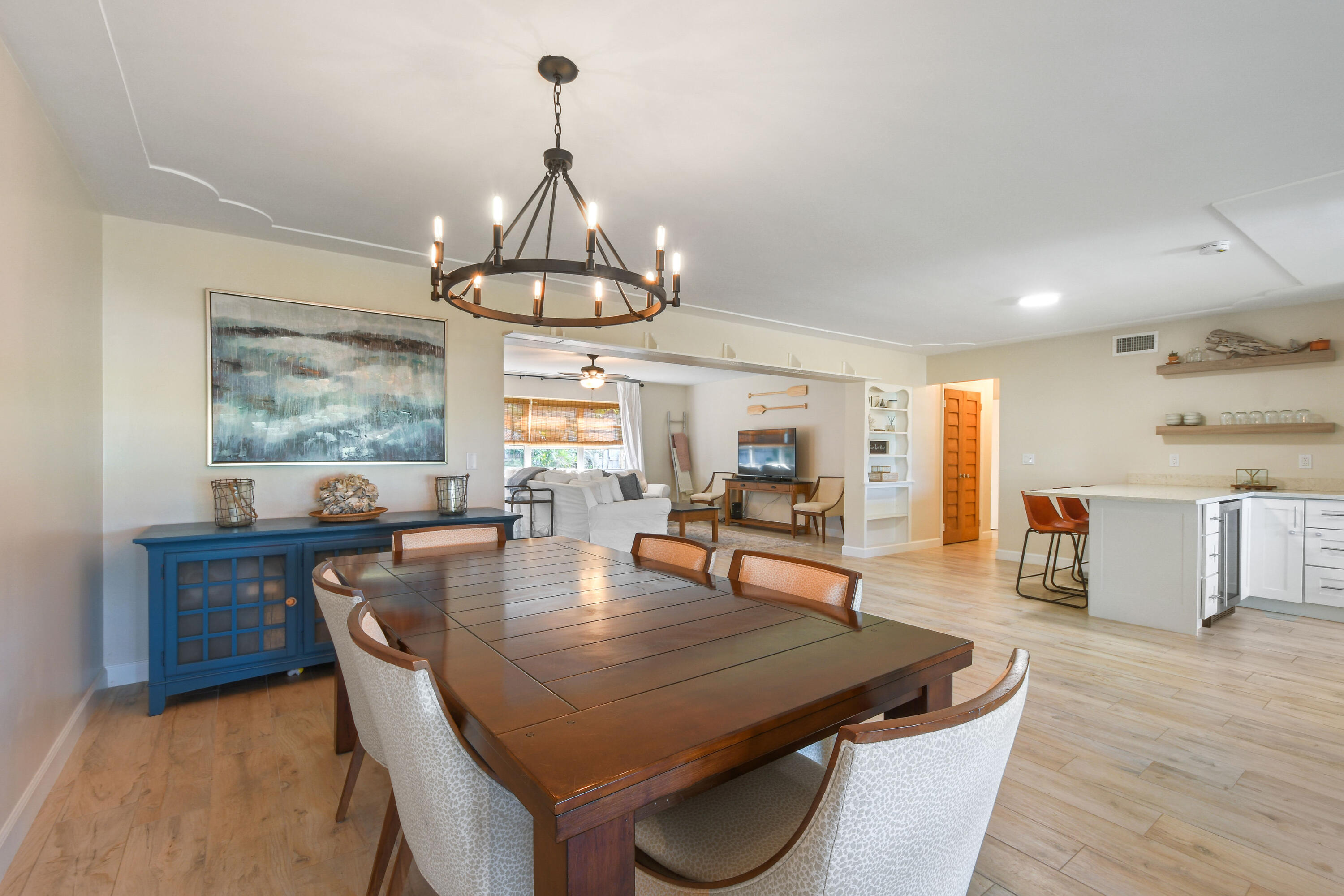 108 W Norfolk Road