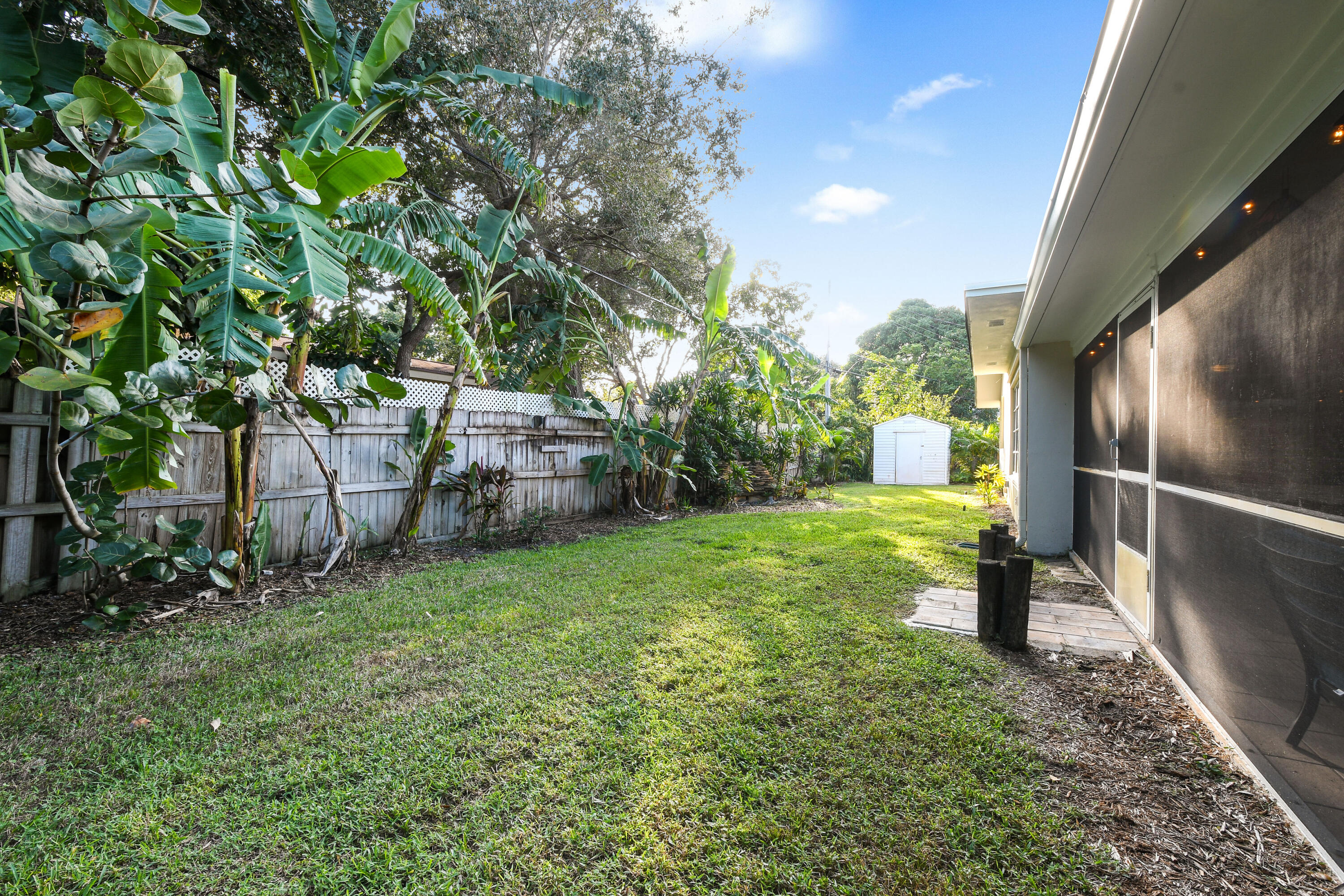 108 W Norfolk Road
