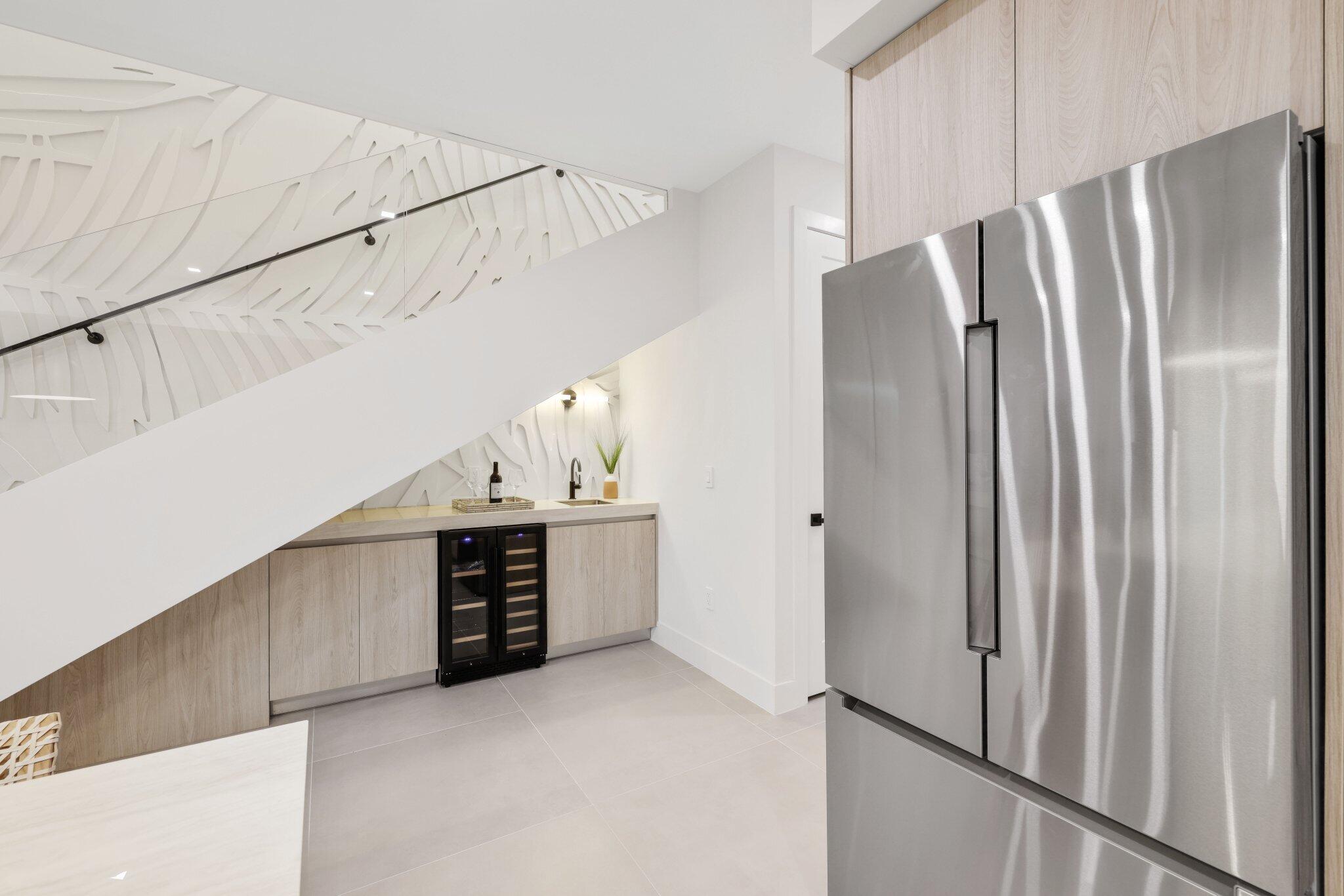 309 SW 14 Court