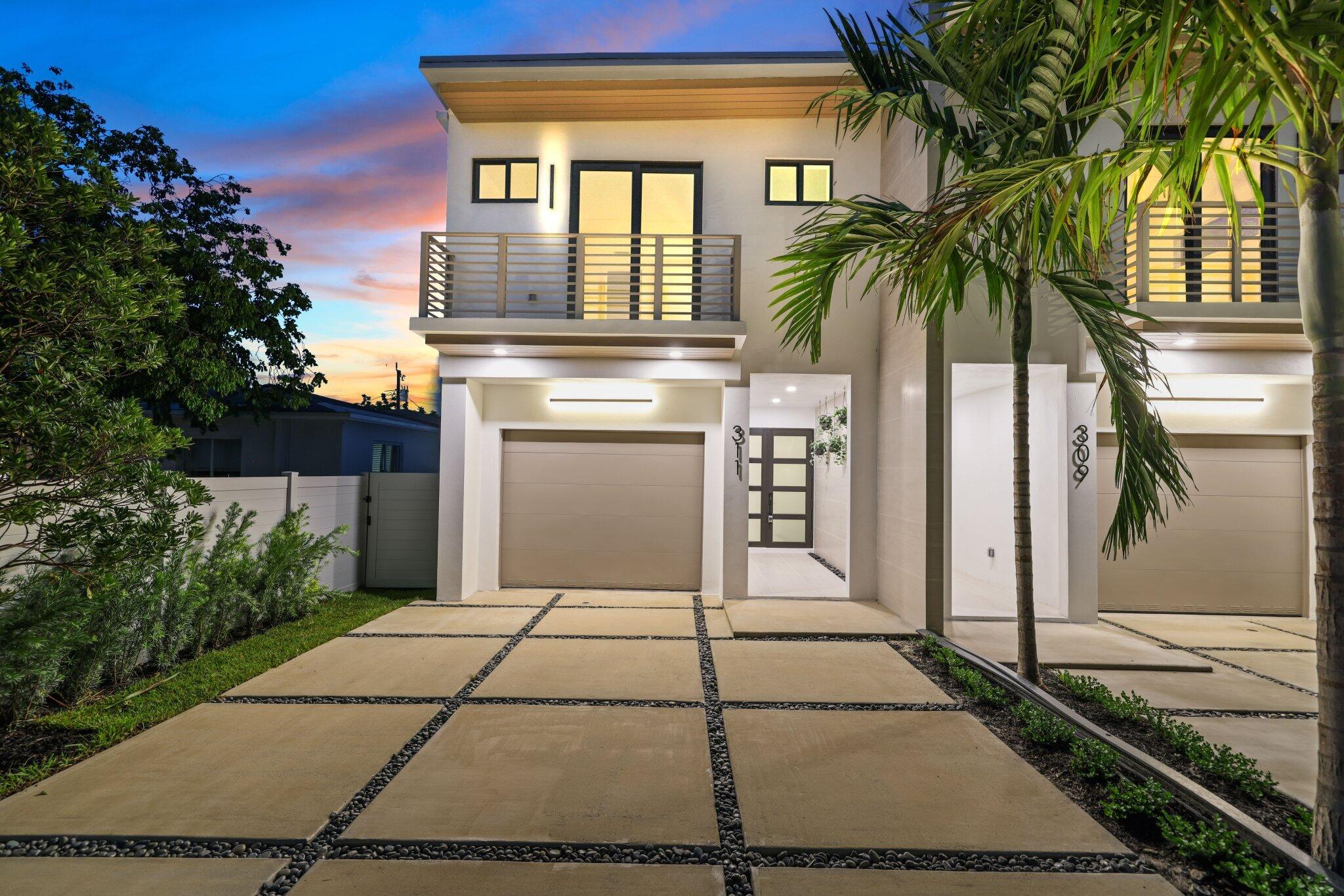 309 SW 14 Court