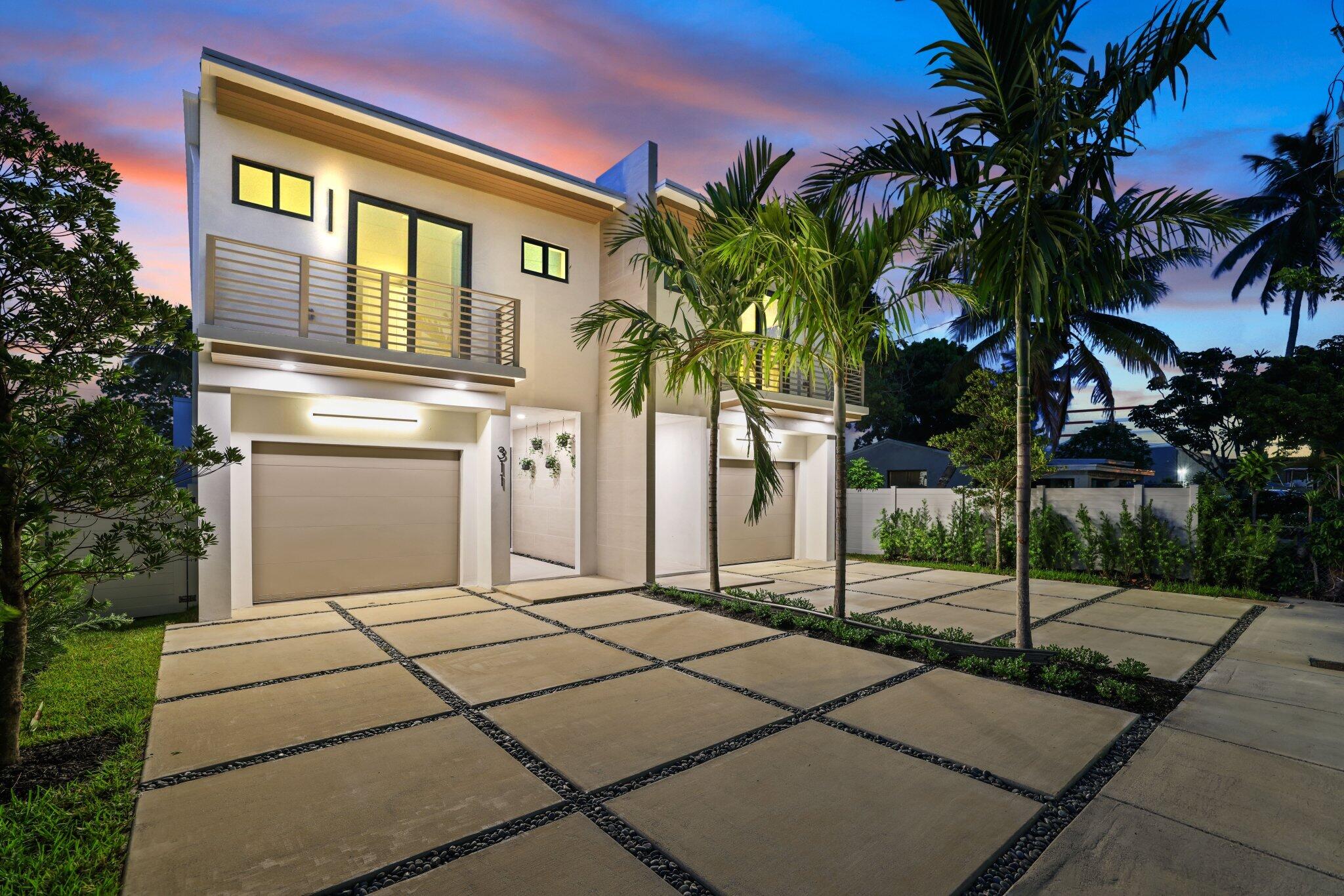 309 SW 14 Court