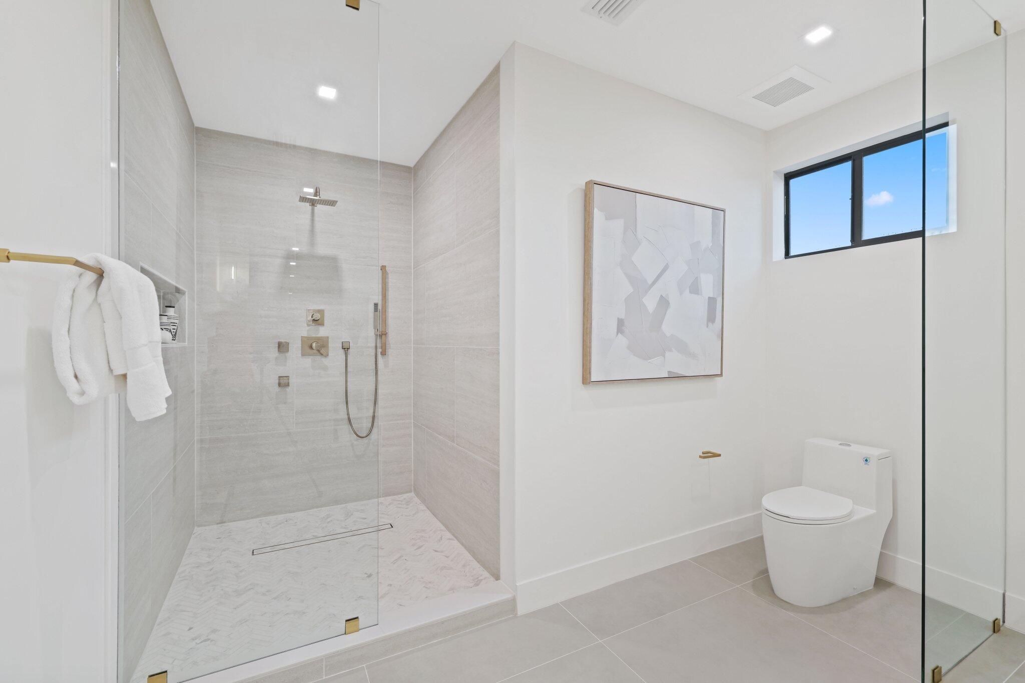 309 SW 14 Court