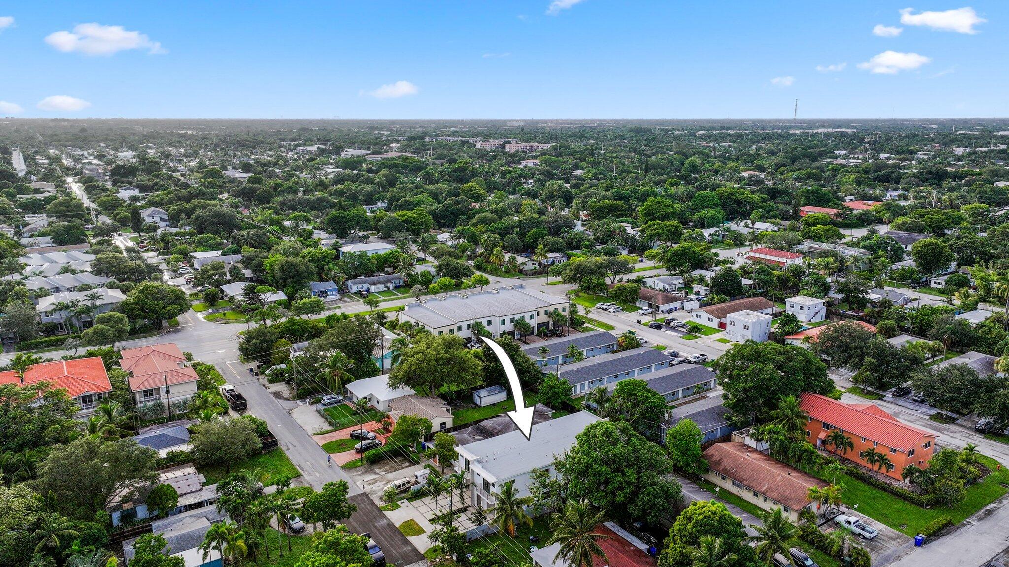 309 SW 14 Court