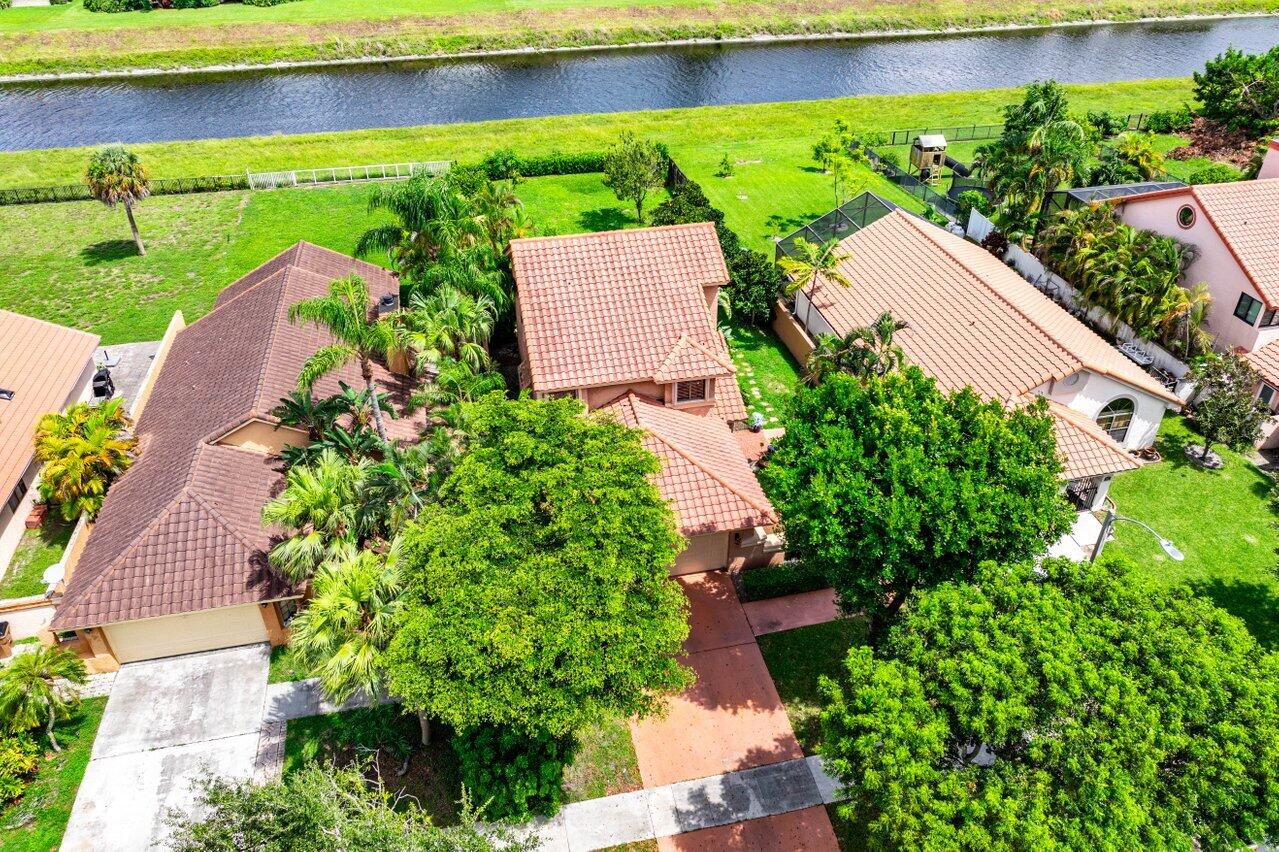 3875 NW 7th Place