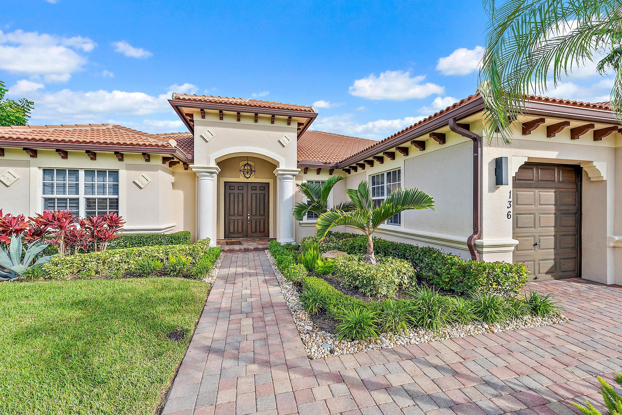 136 Casa Circle