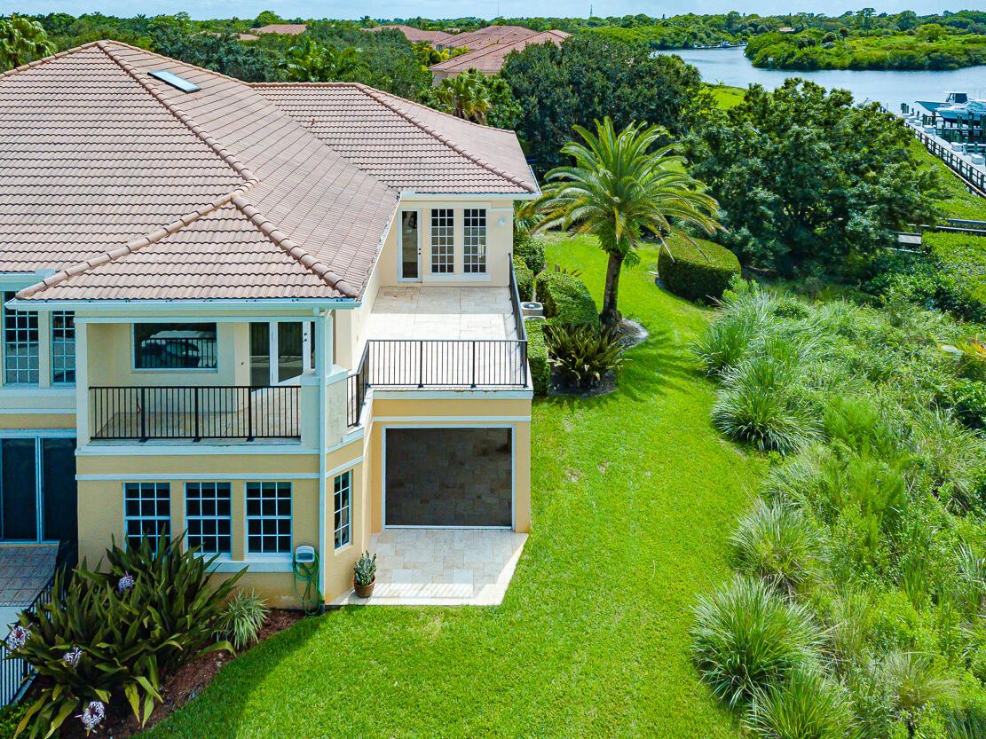 2440 SW Island Creek Trail