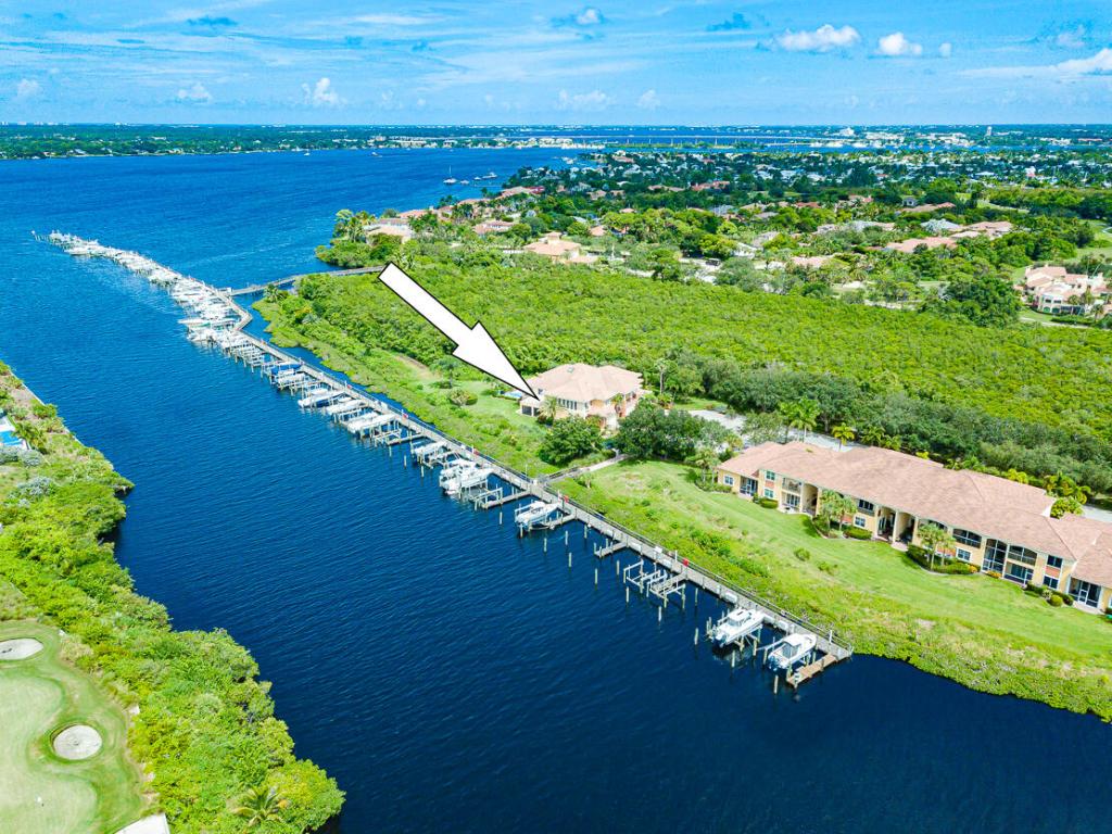 2440 SW Island Creek Trail