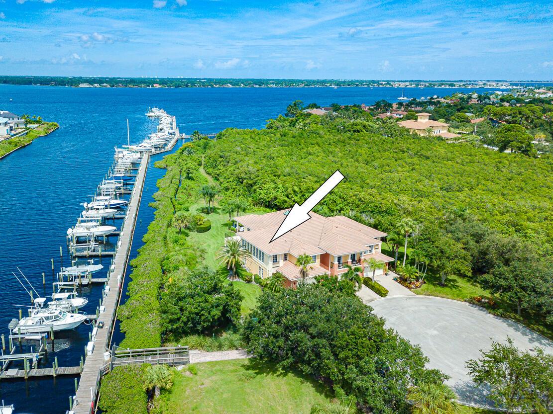 2440 SW Island Creek Trail