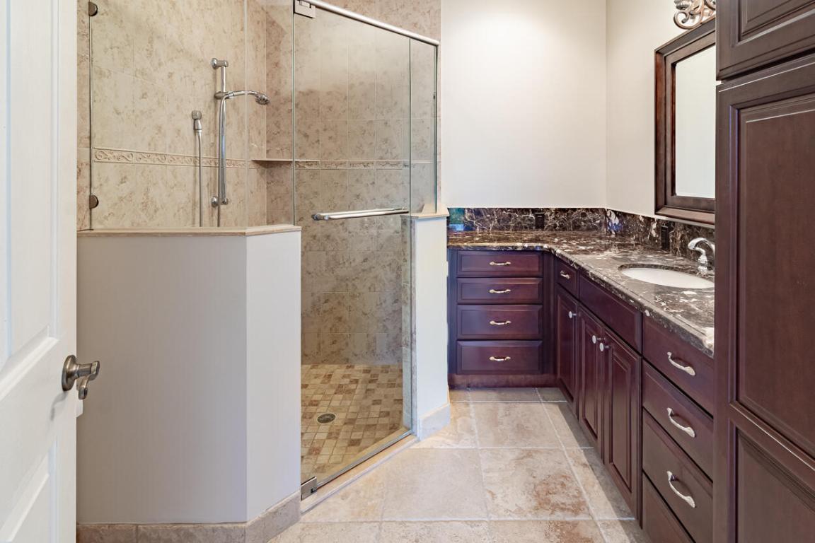 2440 SW Island Creek Trail