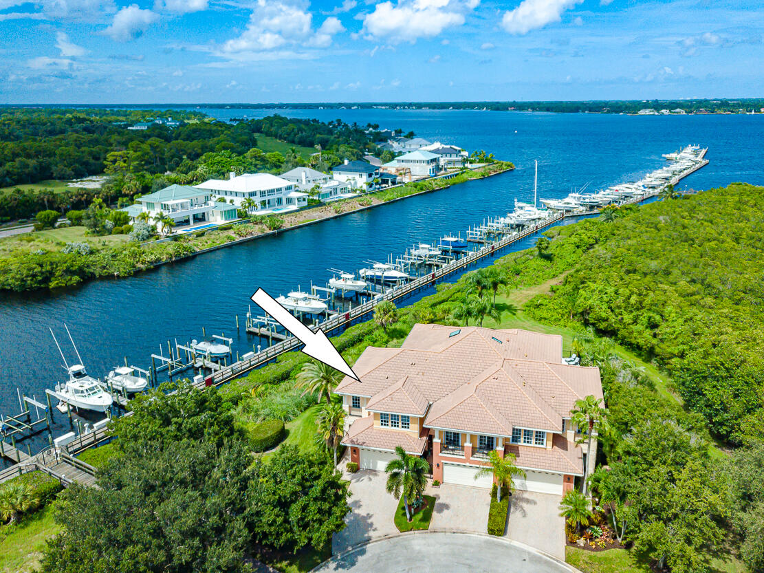 2440 SW Island Creek Trail