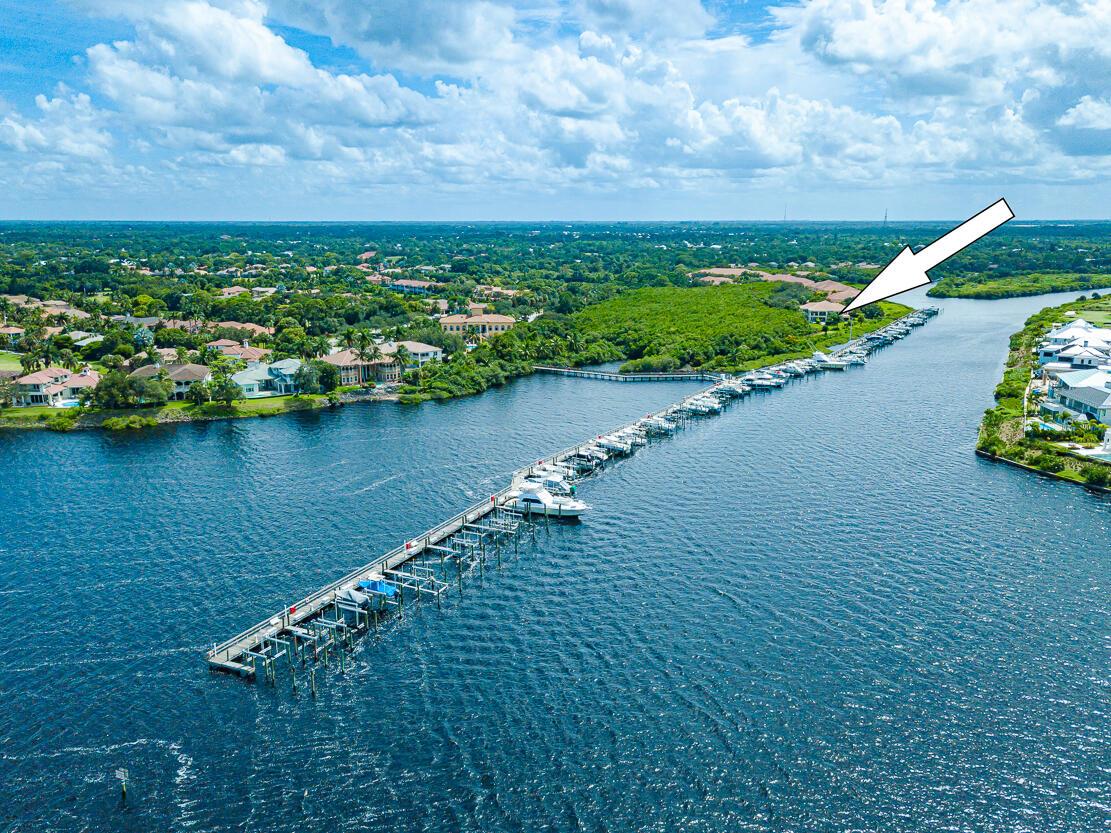 2440 SW Island Creek Trail