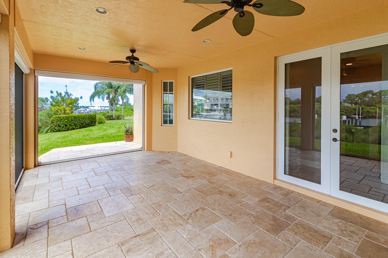 2440 SW Island Creek Trail