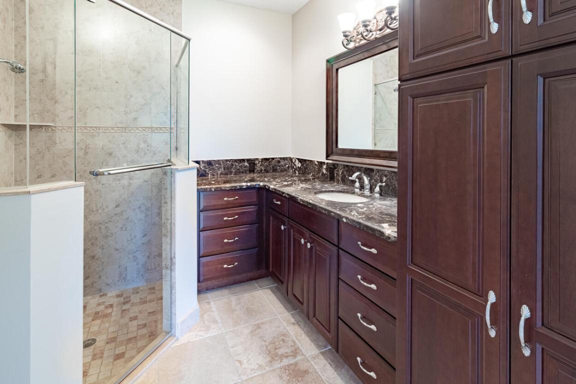 2440 SW Island Creek Trail