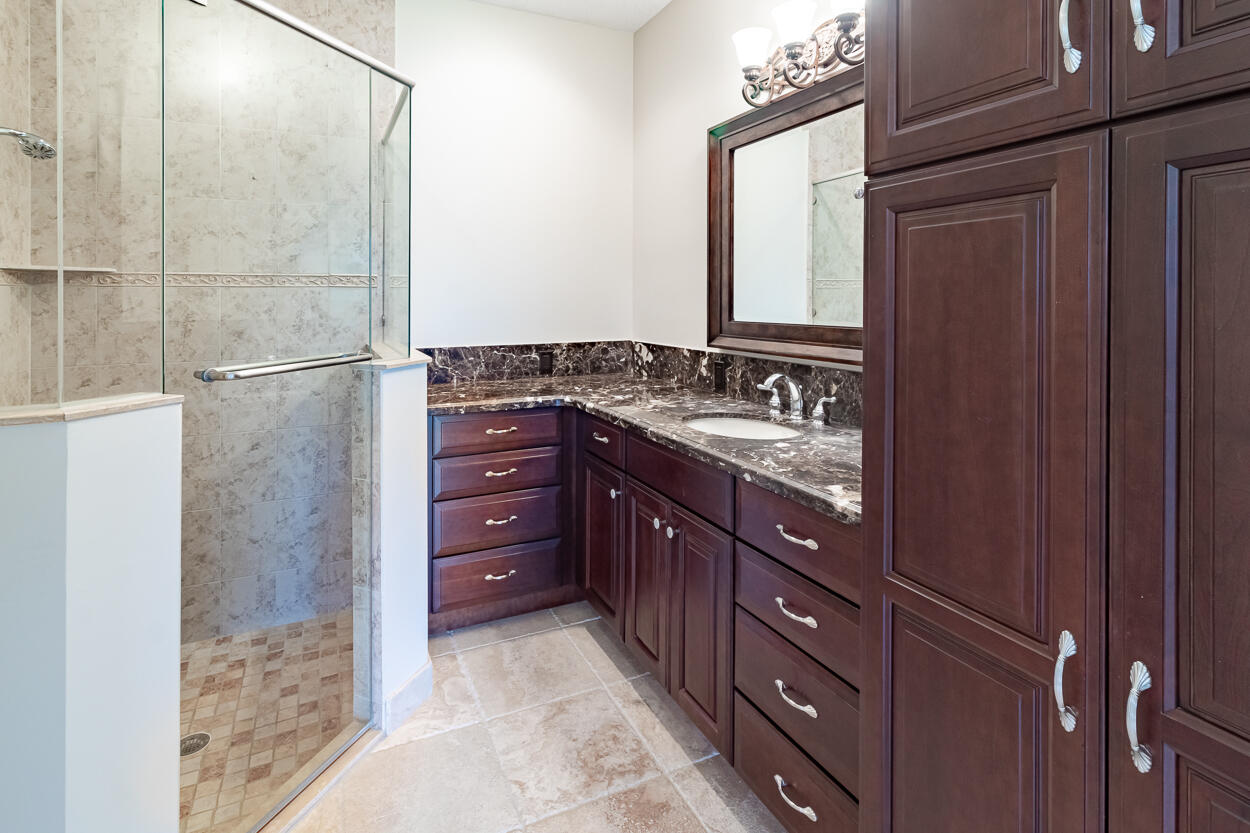 2440 SW Island Creek Trail