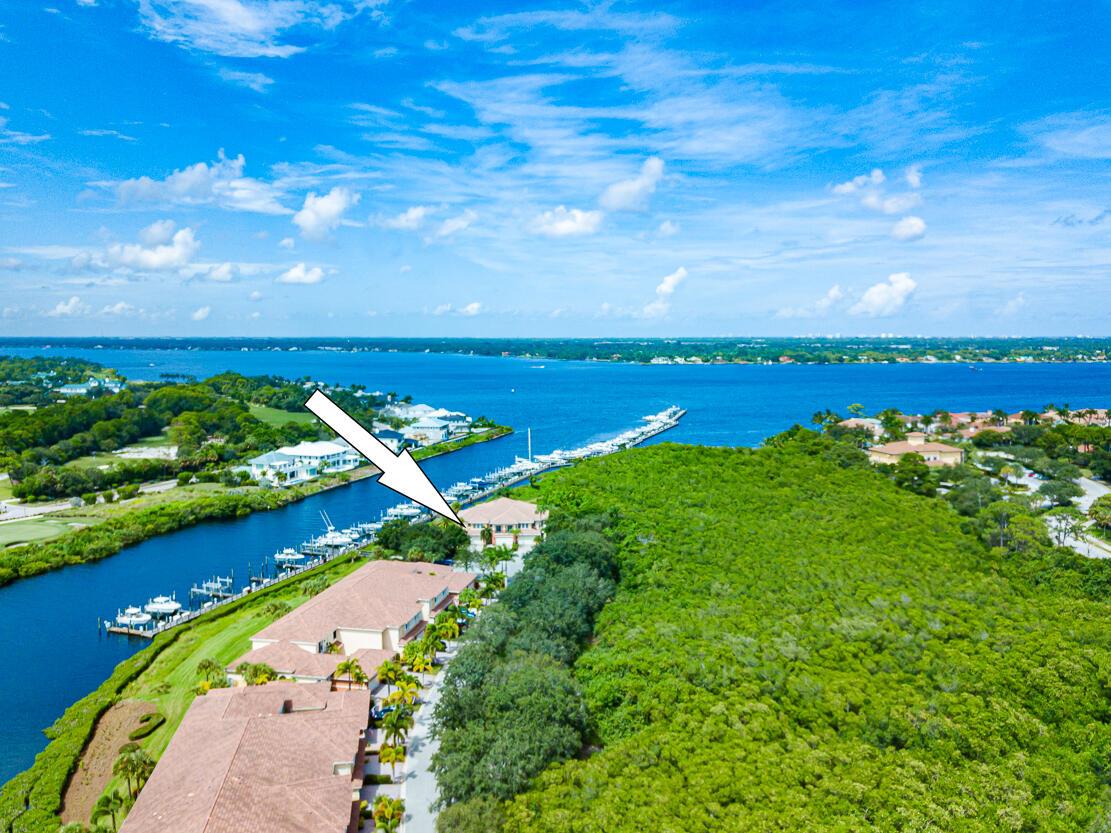 2440 SW Island Creek Trail