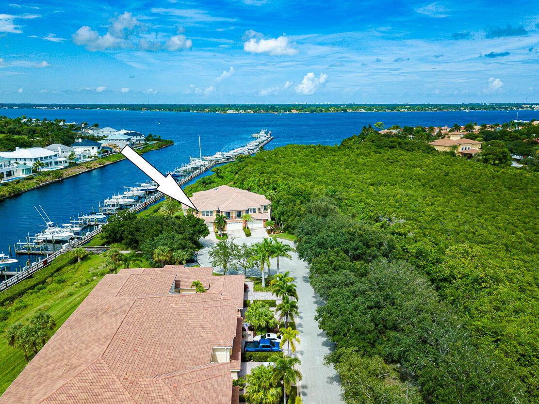 2440 SW Island Creek Trail