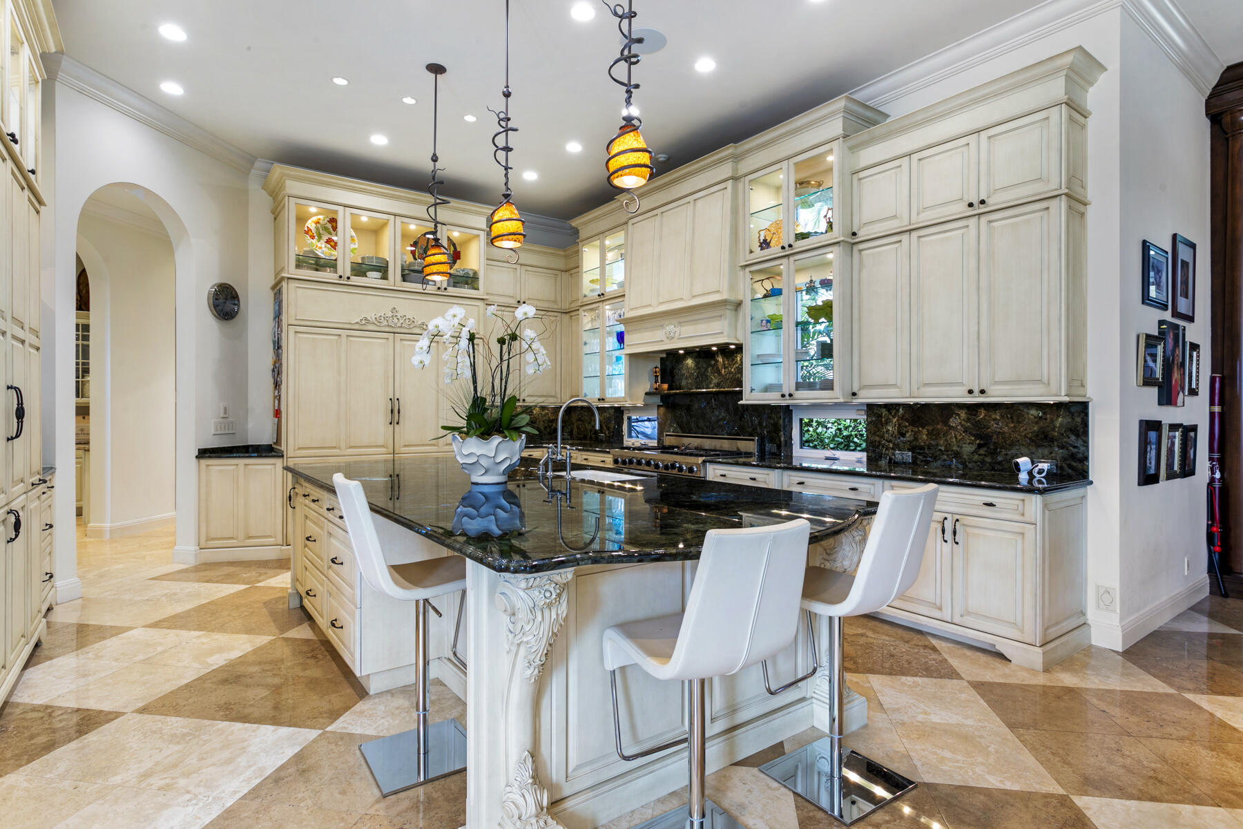 756 Harbour Isles Court