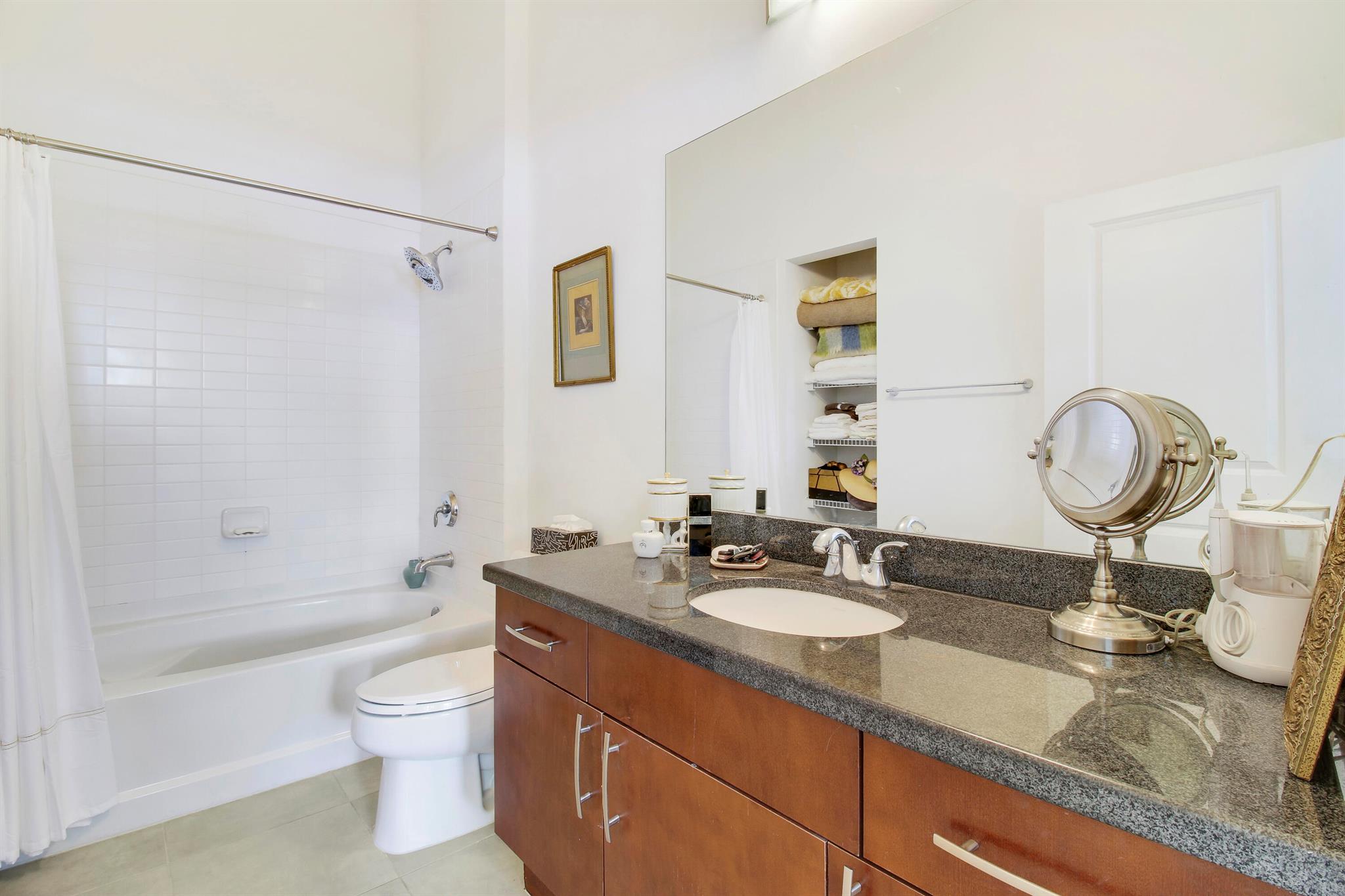 300 S Australian Avenue 107