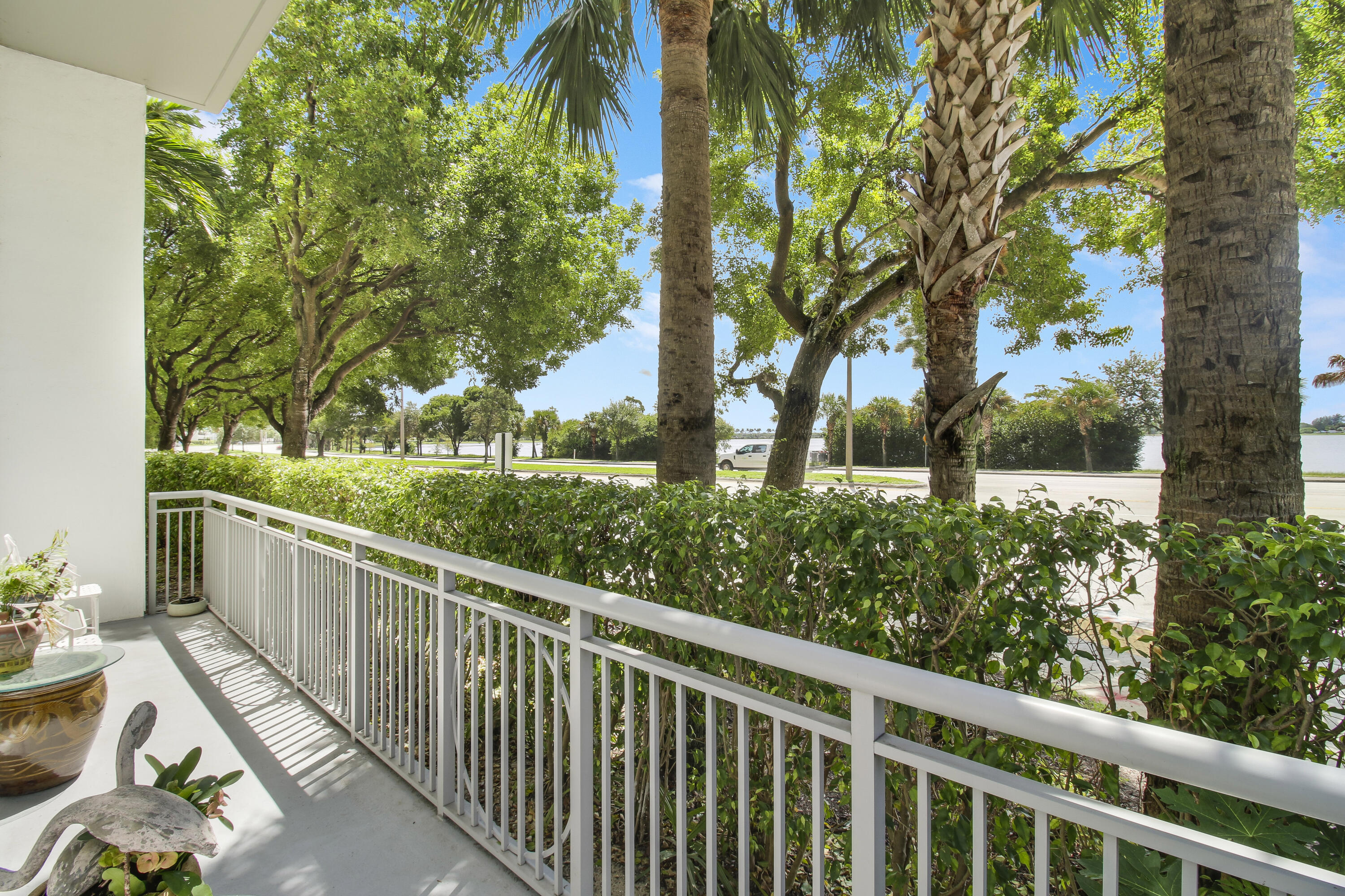 300 S Australian Avenue 107