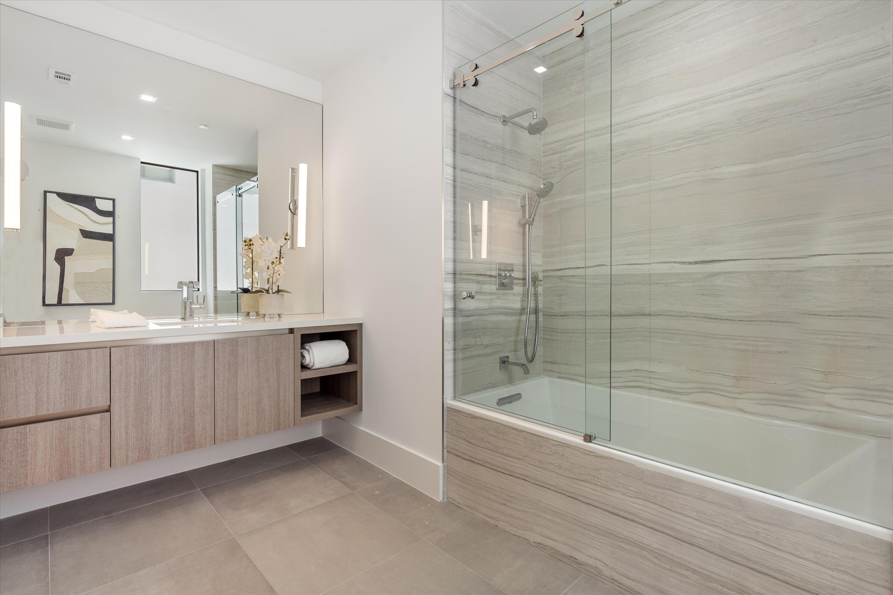 1066 Del Harbour Drive