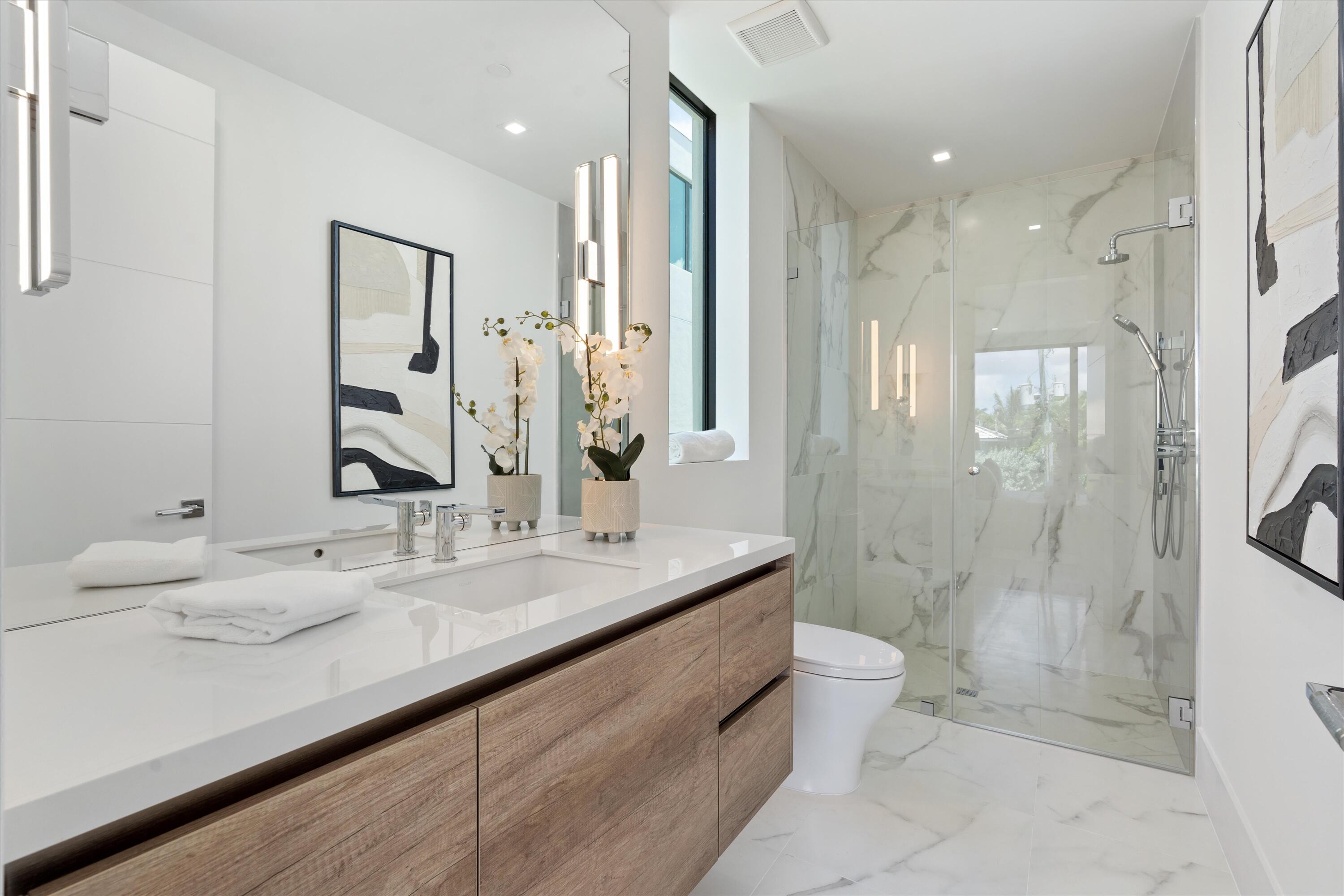 1066 Del Harbour Drive