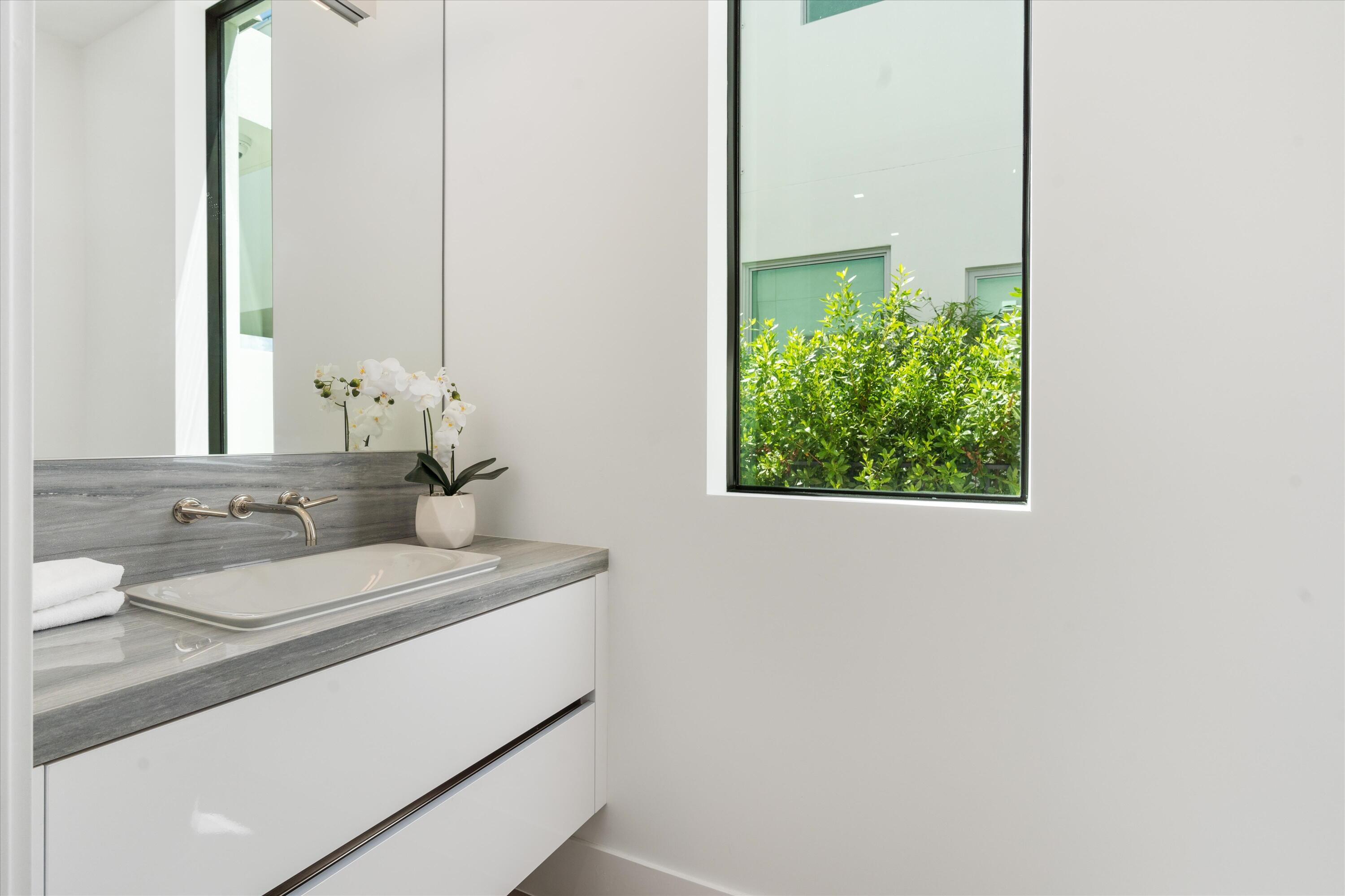 1066 Del Harbour Drive