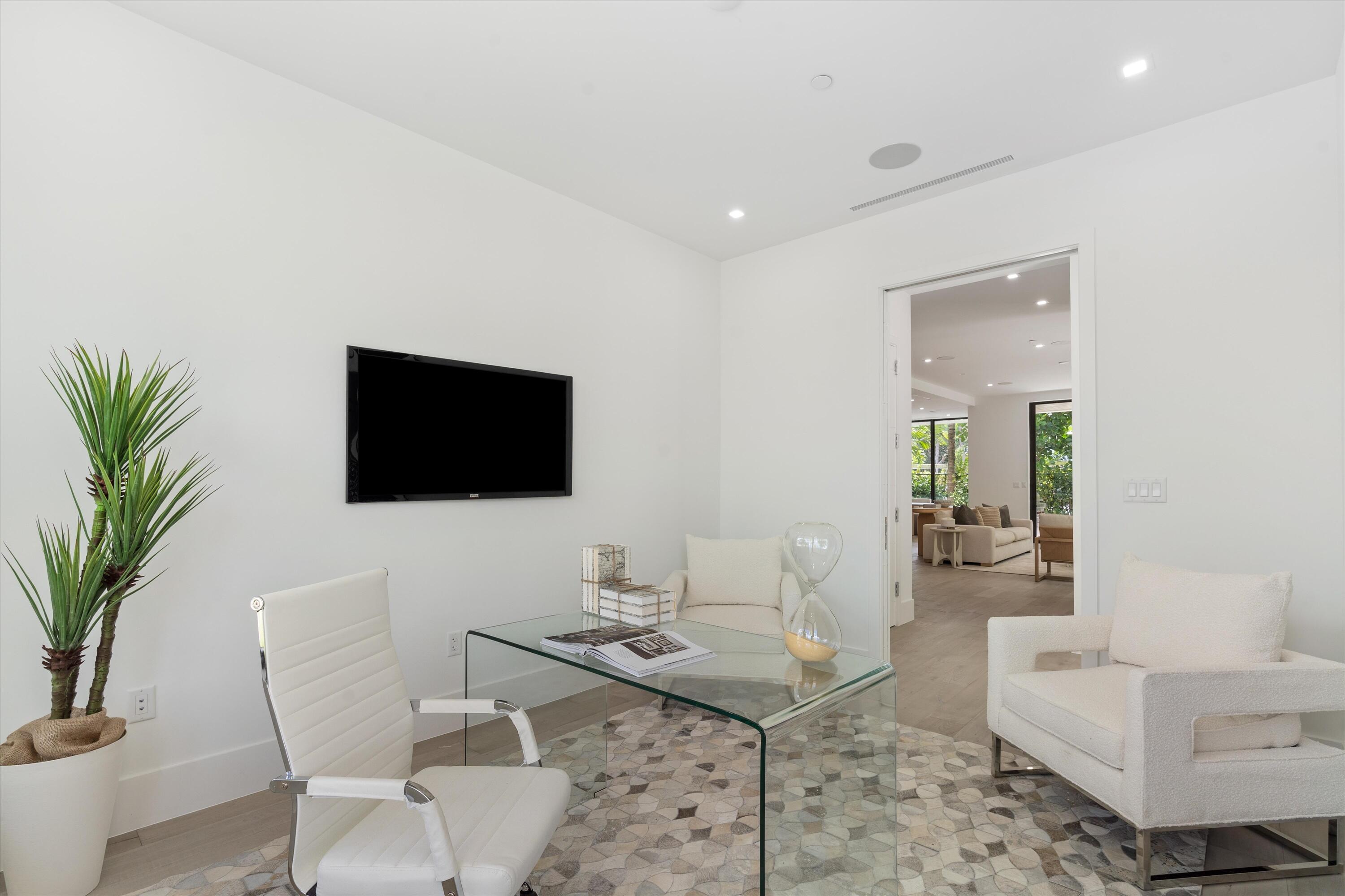 1066 Del Harbour Drive