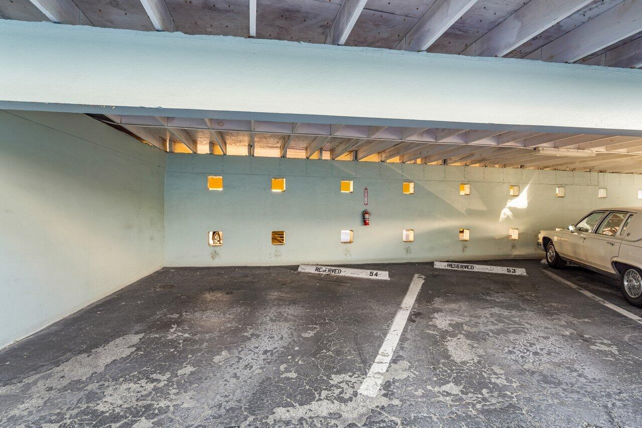 222 N Federal Highway 214