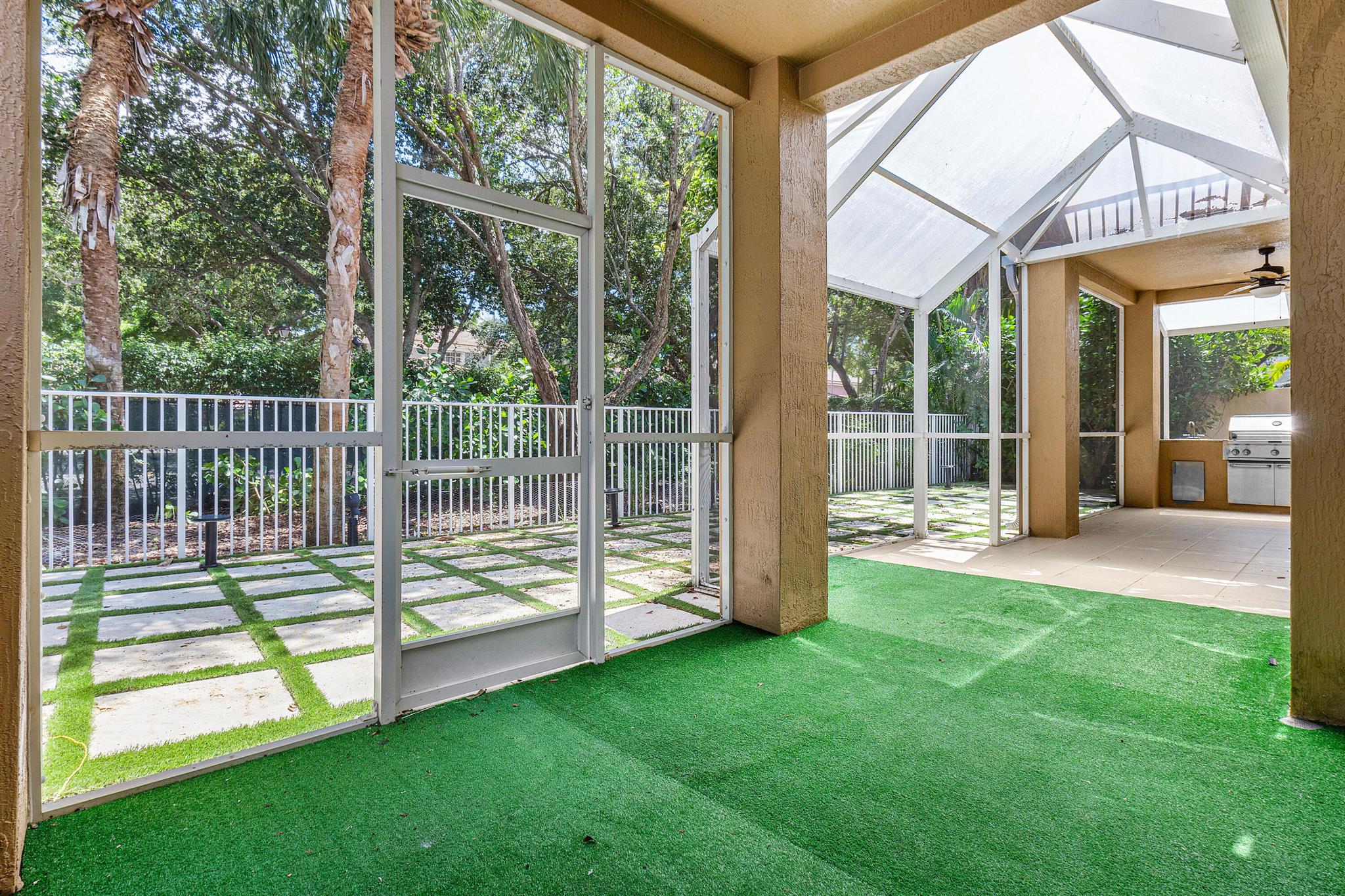 1655 E Classical Boulevard