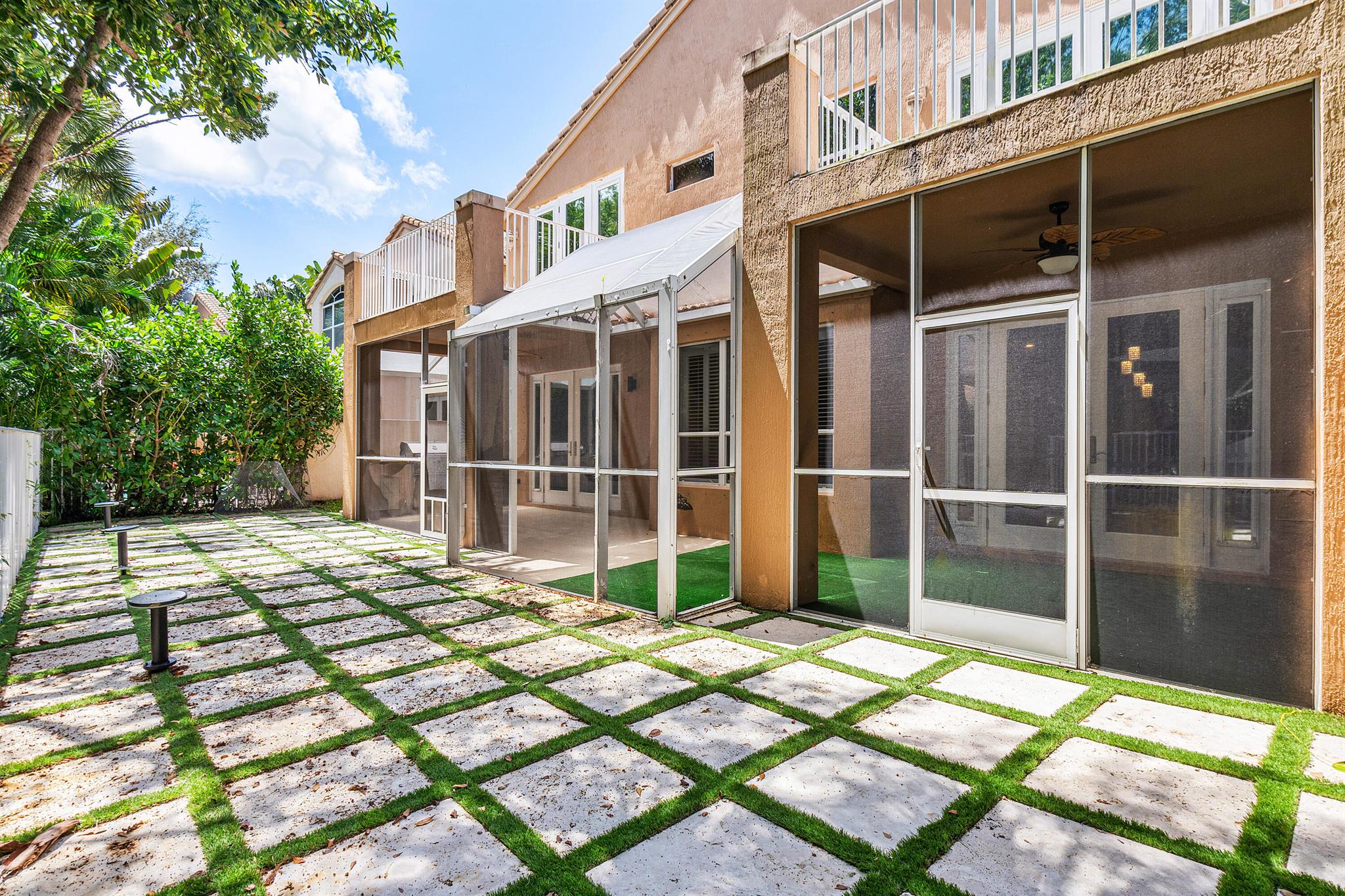 1655 E Classical Boulevard